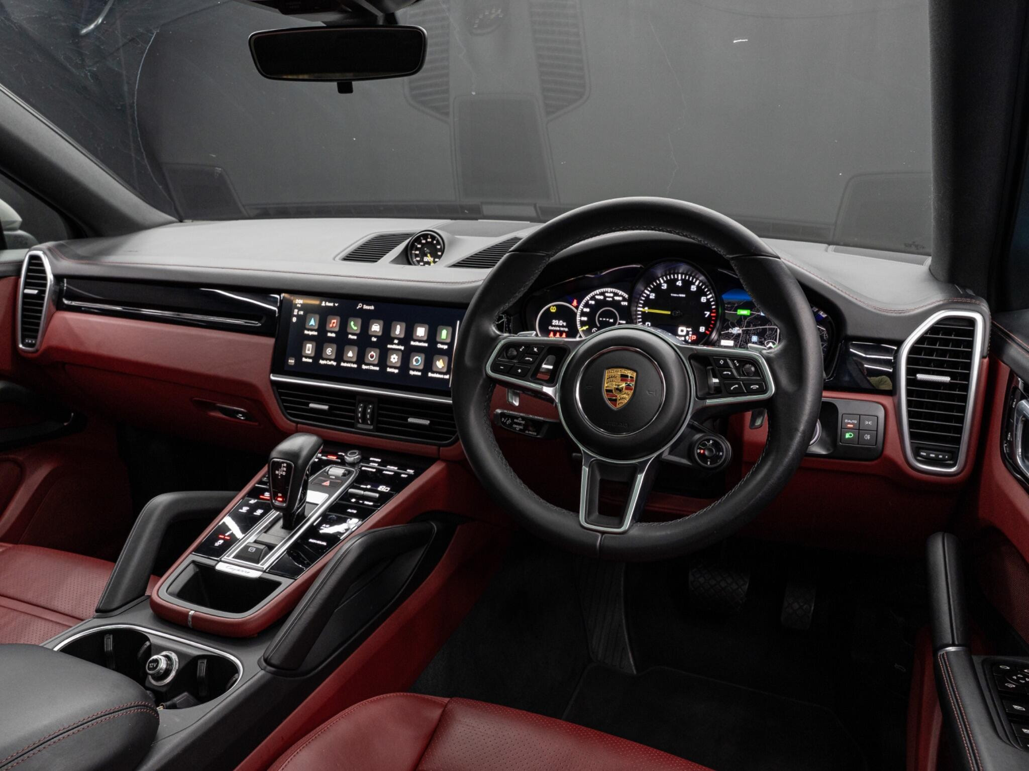 Porsche Cayenne 3.0 V6 E-Hybrid 17.9kWh TiptronicS 4WD Euro 6 (s/s) 5dr (3.6kW Charger) 5dr Automatic 2026