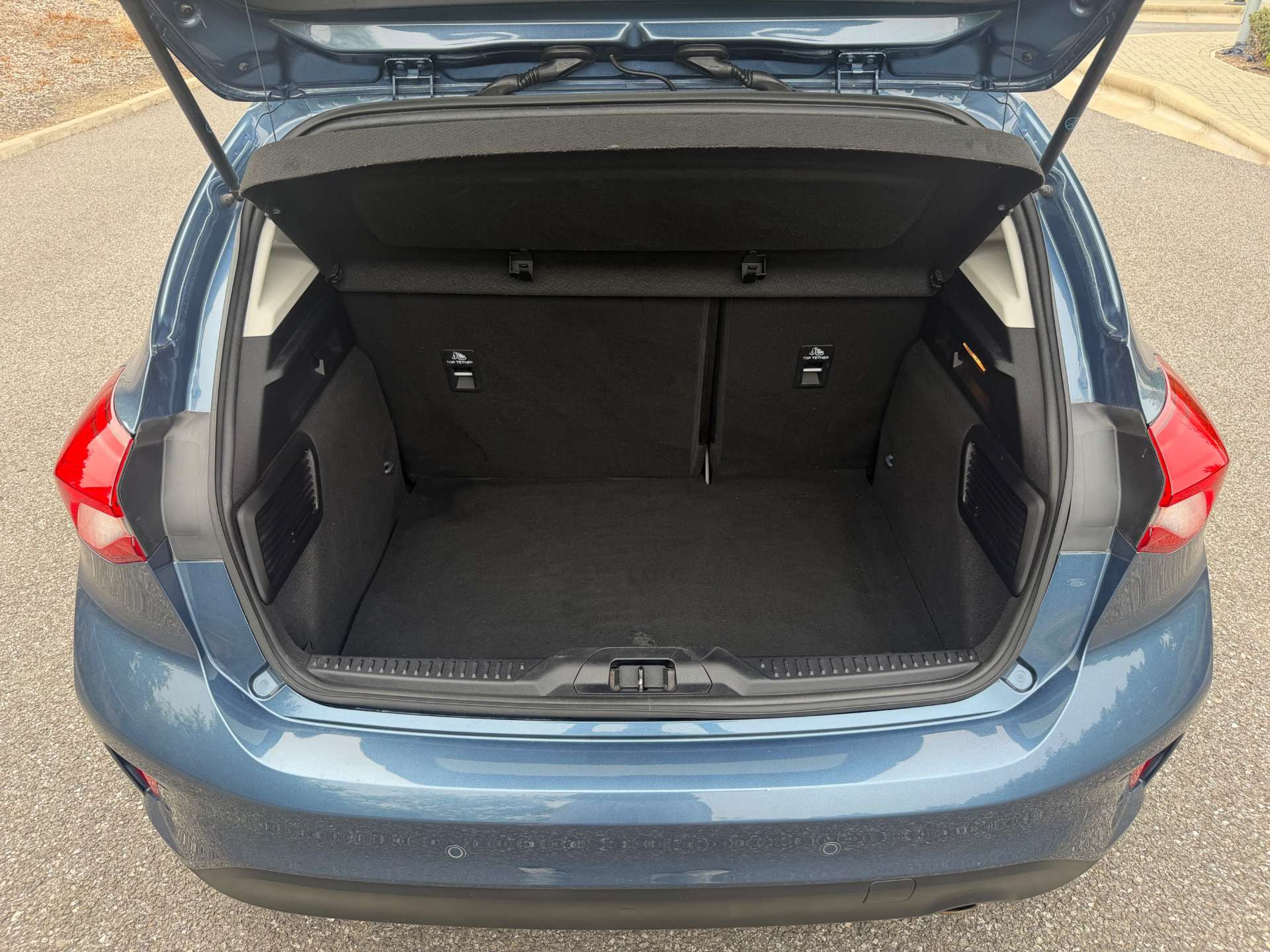 Ford Focus 1.5 EcoBlue Titanium Hatchback 5dr Diesel Manual Euro 6 (s/s) (120 ps) 5dr Manual 2026