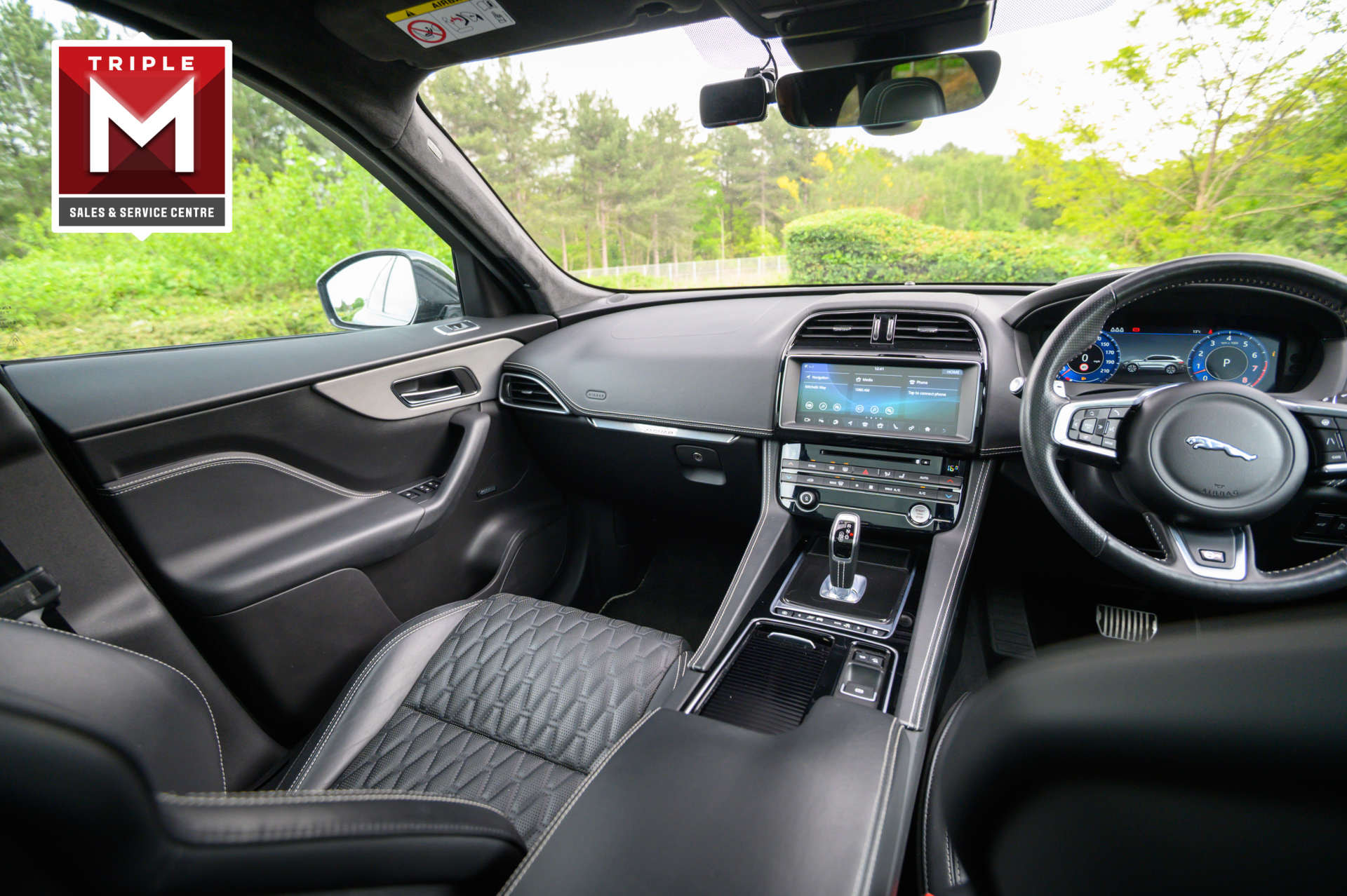 Jaguar F-PACE 5.0 F-PACE SVR AWD Auto 4WD 5dr 5dr Automatic 2026