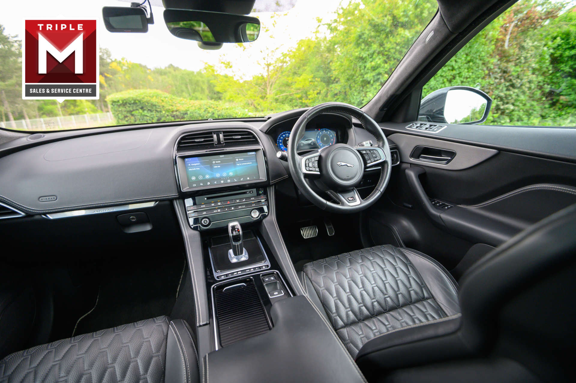 Jaguar F-PACE 5.0 F-PACE SVR AWD Auto 4WD 5dr 5dr Automatic 2026