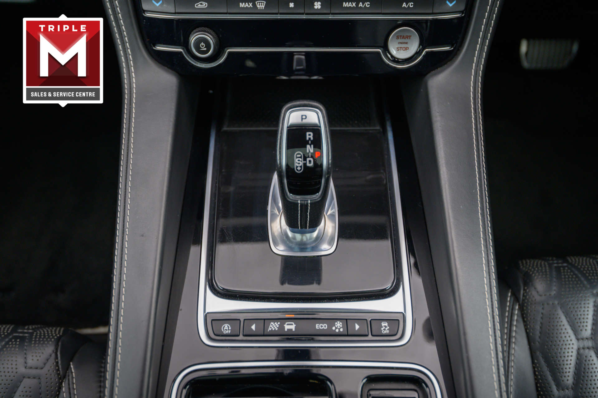 Jaguar F-PACE 5.0 F-PACE SVR AWD Auto 4WD 5dr 5dr Automatic 2026