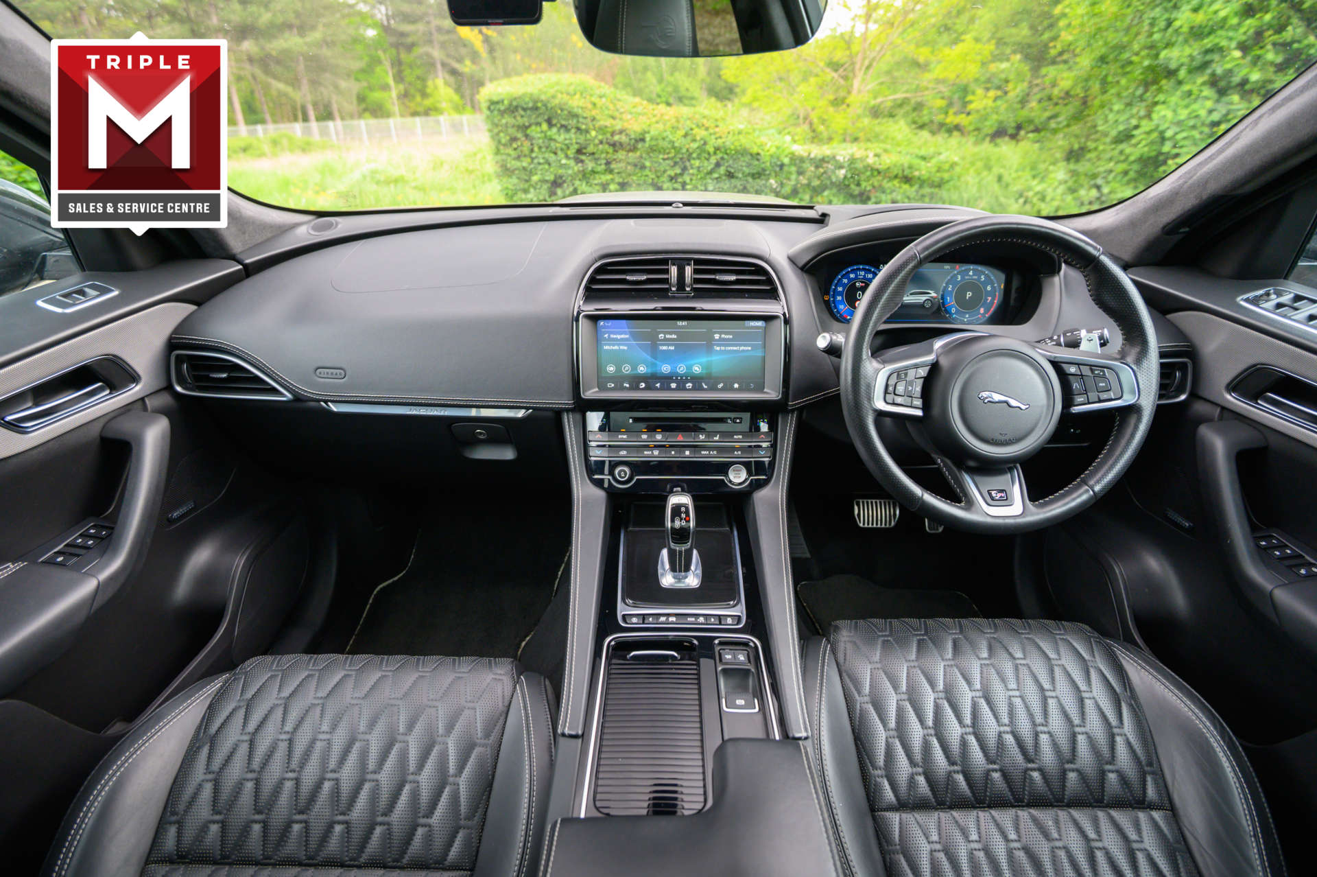 Jaguar F-PACE 5.0 F-PACE SVR AWD Auto 4WD 5dr 5dr Automatic 2026