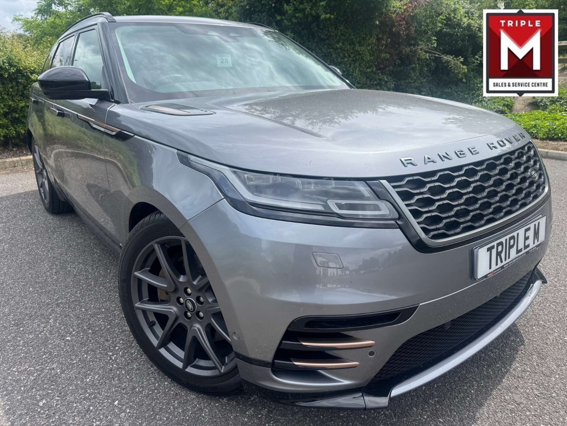 Land Rover Range Rover Velar 3.0 Range Rover Velar R-Dynamic HSE D MHEV Auto 4WD 5dr 5dr Automatic 2026