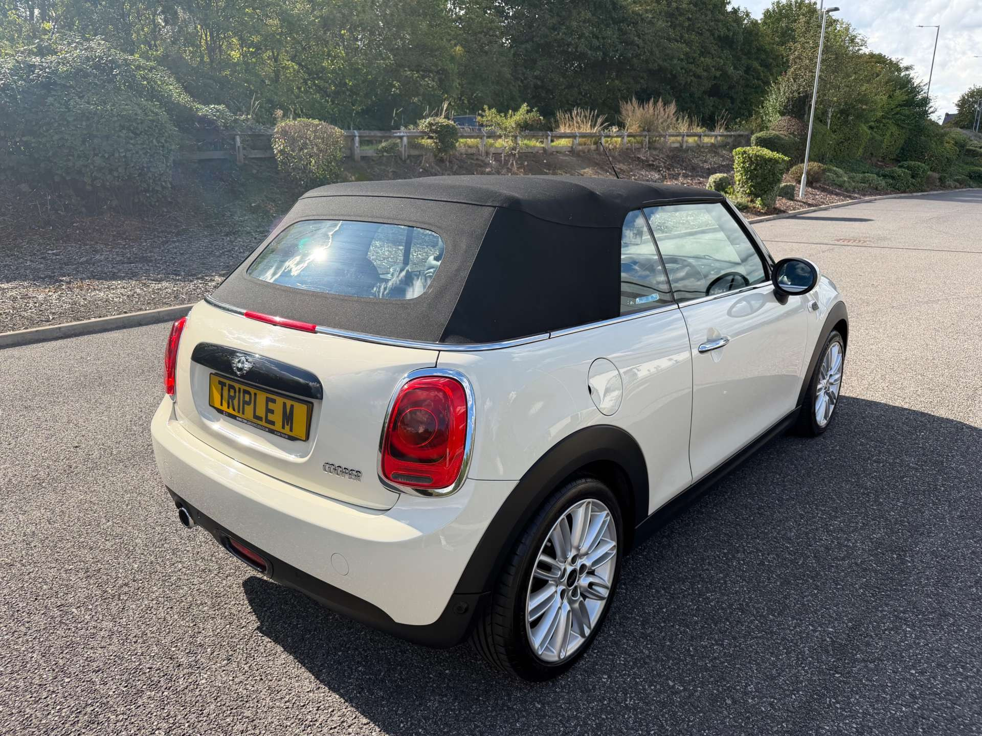 MINI Convertible 1.5 Cooper 2dr 2dr Manual 2026