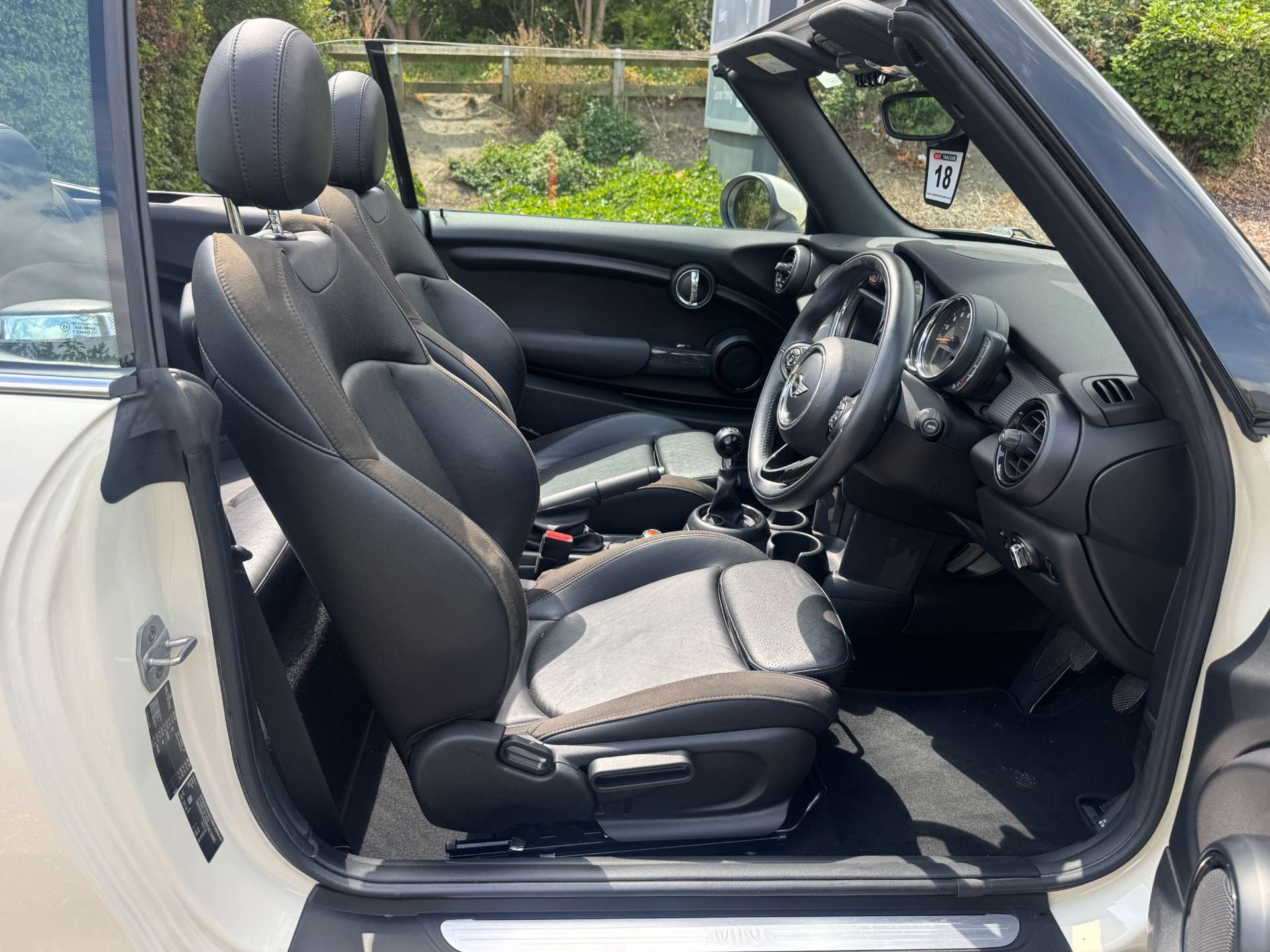 MINI Convertible 1.5 Cooper 2dr 2dr Manual 2026