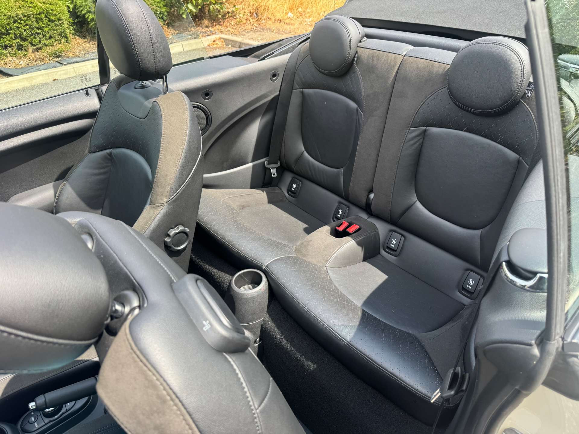 MINI Convertible 1.5 Cooper 2dr 2dr Manual 2026
