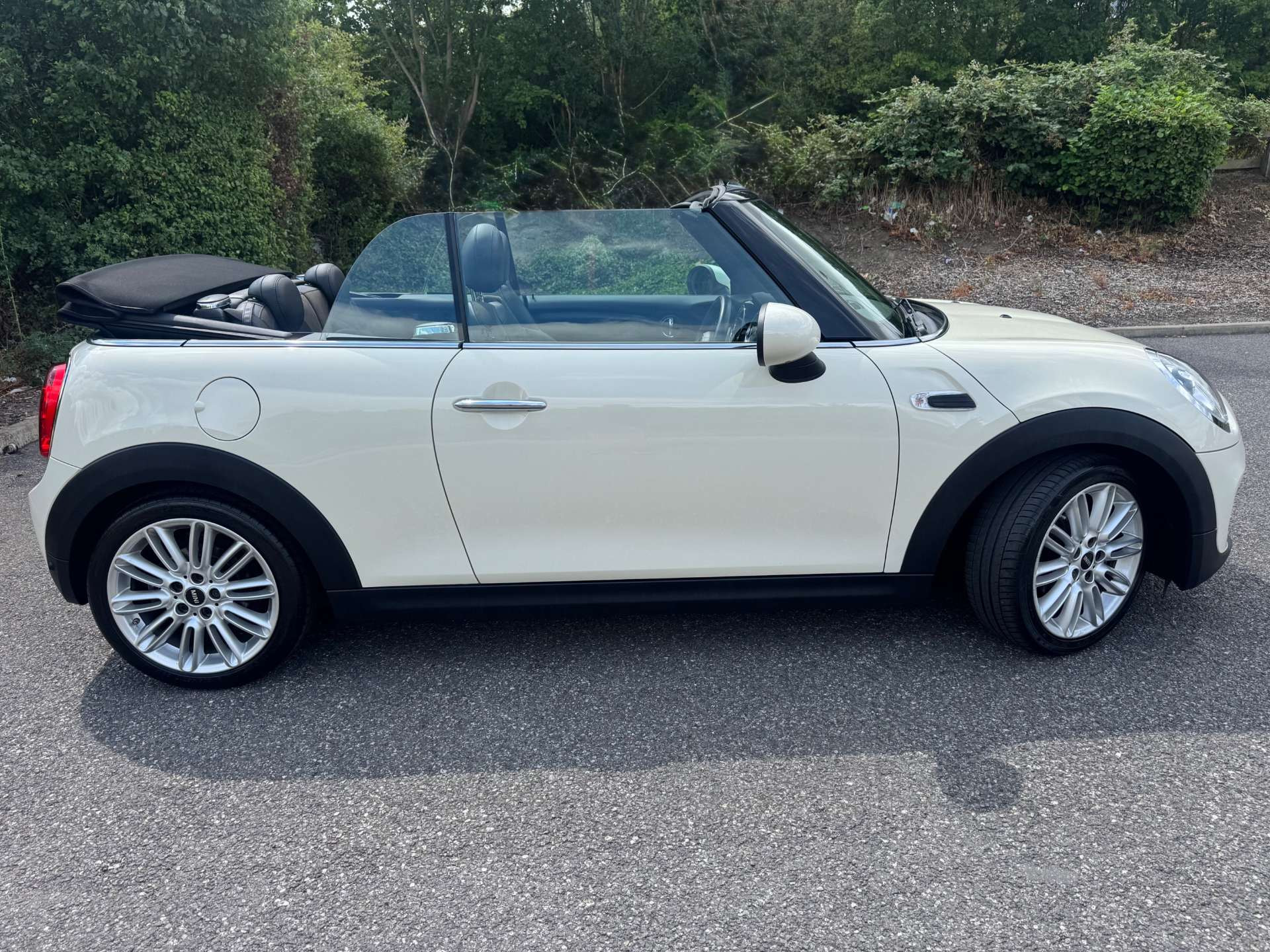 MINI Convertible 1.5 Cooper 2dr 2dr Manual 2026