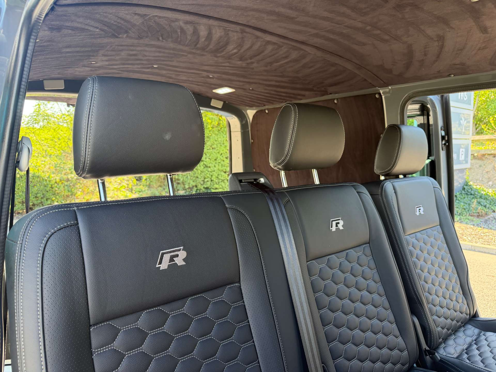 Volkswagen Transporter 2.0 BiTDI T32 Highline Kombi Double Cab 5dr Diesel DSG FWD SWB Euro 6 (s/s) (199 ps) 5dr Automatic 2026