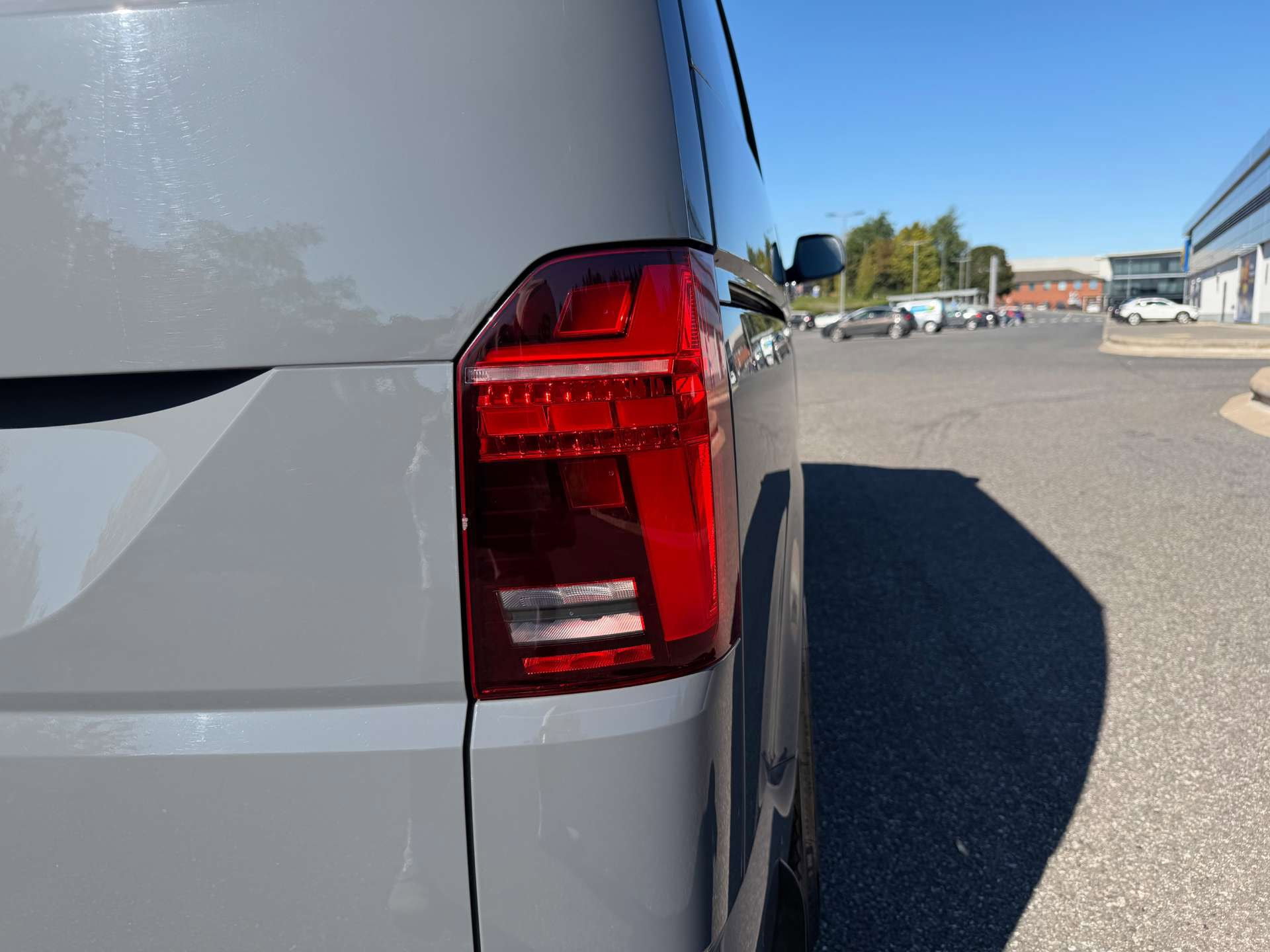 Volkswagen Transporter 2.0 BiTDI T32 Highline Kombi Double Cab 5dr Diesel DSG FWD SWB Euro 6 (s/s) (199 ps) 5dr Automatic 2026
