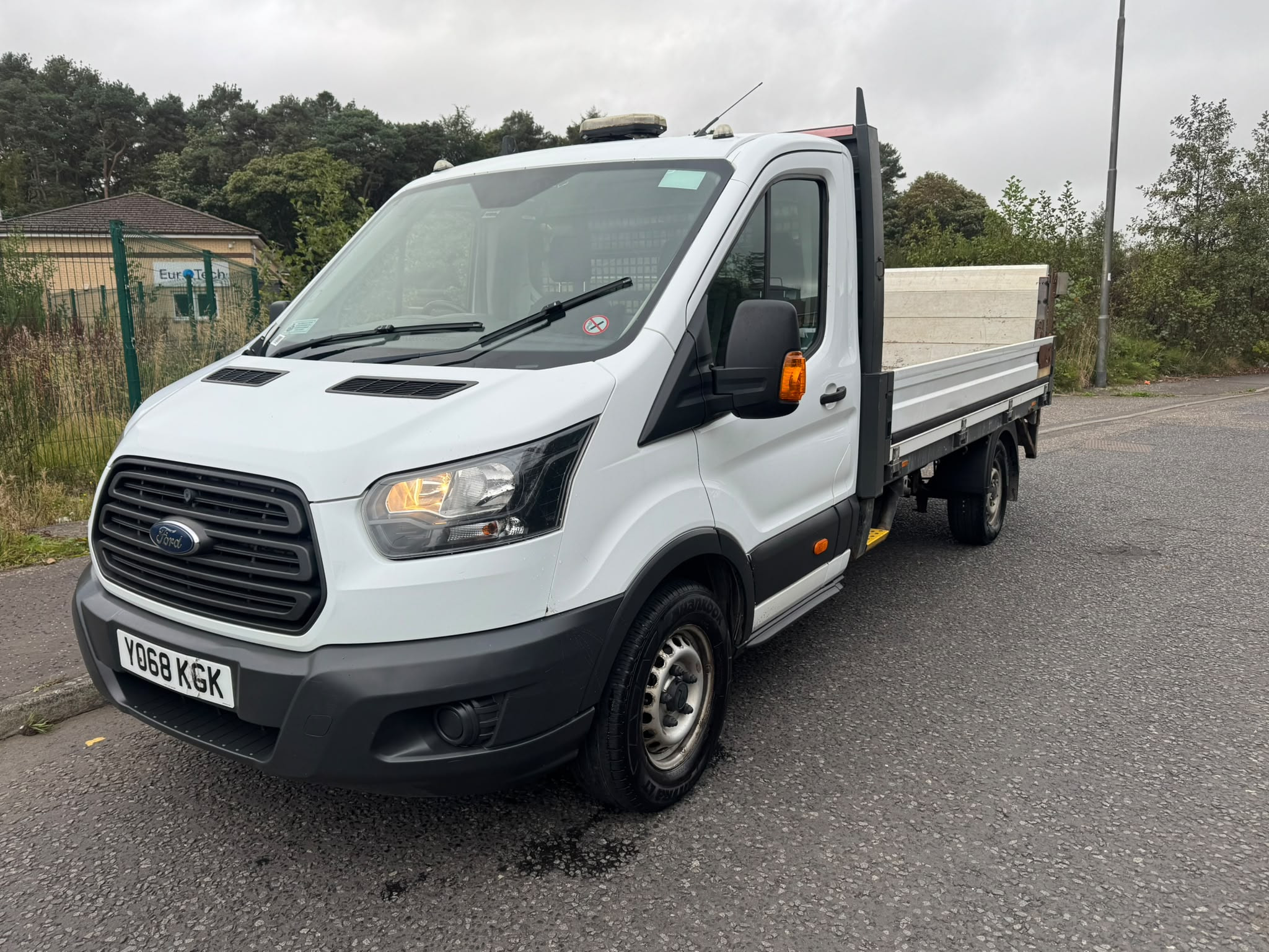 Ford Transit 2.0 350 EcoBlue Chassis Cab 2dr Diesel Manual FWD L3 H1 Euro 6 (130 ps) 2dr Manual 2026