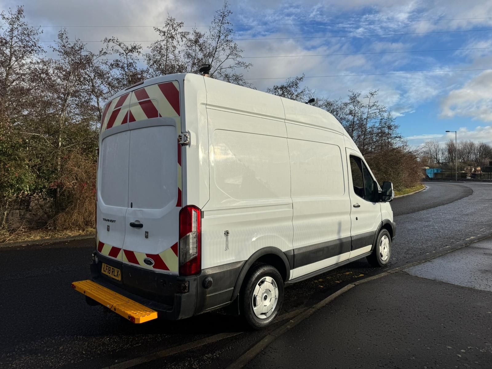 Ford Transit 2.0 350 EcoBlue Panel Van 5dr Diesel Manual FWD L2 H3 Euro 6 (130 ps) 5dr Manual 2026