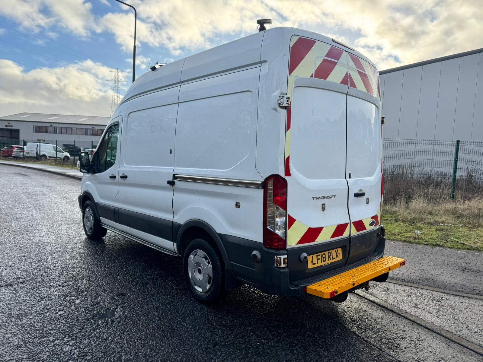 Ford Transit 2.0 350 EcoBlue Panel Van 5dr Diesel Manual FWD L2 H3 Euro 6 (130 ps) 5dr Manual 2026