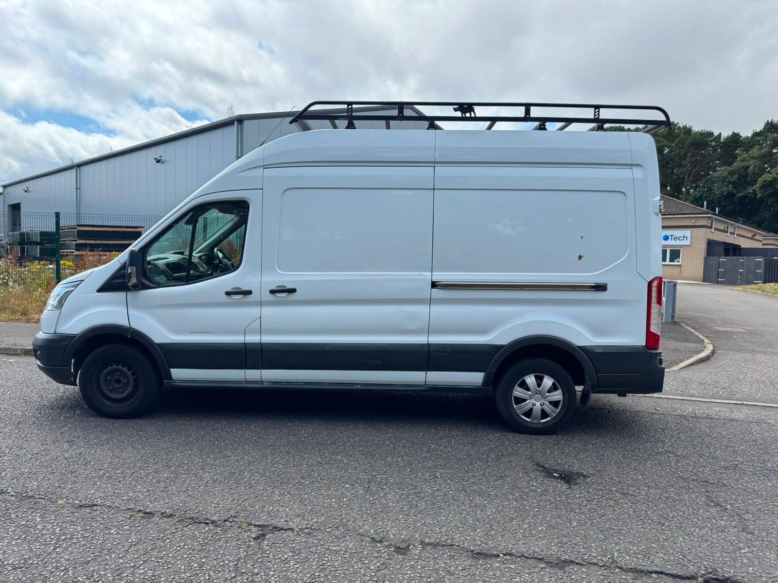 Ford Transit 2.0 350 EcoBlue Panel Van 5dr Diesel Manual RWD L3 H3 Euro 6 (130 ps) 5dr Manual 2026
