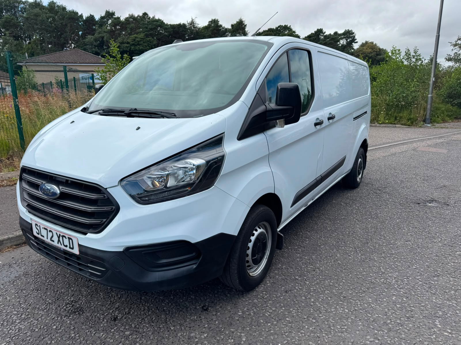 Ford Transit Custom 2.0 300 EcoBlue Leader Panel Van 5dr Diesel Manual L2 H1 Euro 6 (s/s) (105 ps) 5dr Manual 2026