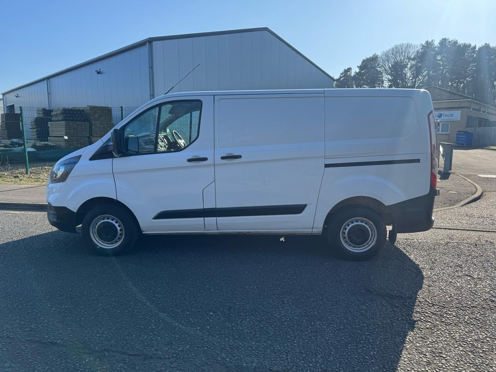 Ford Transit Custom 2.0L 280 Base Diesel Manual Euro 6 (103 bhp) 0dr Manual 2026