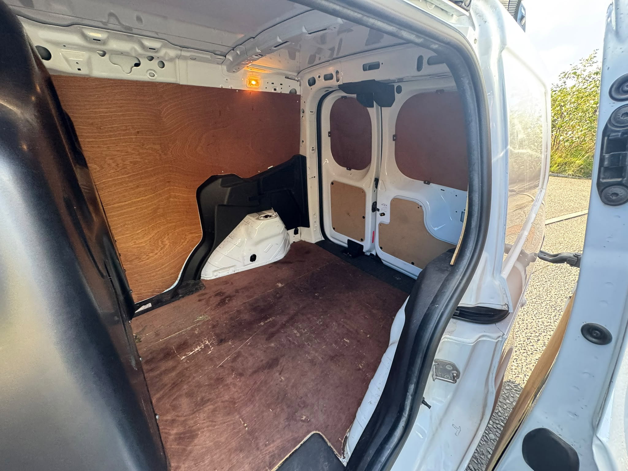 Ford Transit Courier 1.0 EcoBoost Leader Panel Van 5dr Petrol Manual L1 Euro 6 (s/s) (100 ps) 5dr Manual 2026