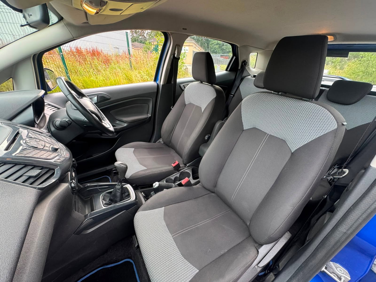 Ford EcoSport 1.0T EcoBoost Titanium SUV 5dr Petrol Manual 2WD Euro 5 (s/s) (125 ps) 5dr Manual 2026