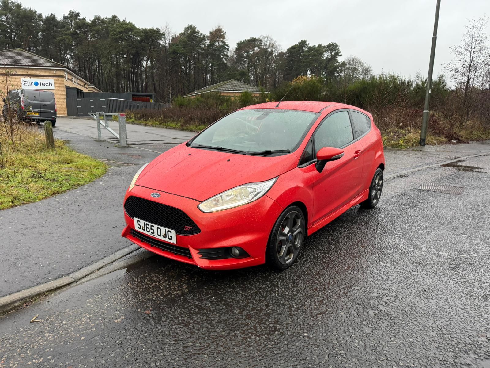 Ford Fiesta 1.6T EcoBoost ST-2 Hatchback 3dr Petrol Manual Euro 6 (182 ps) 3dr Manual 2026
