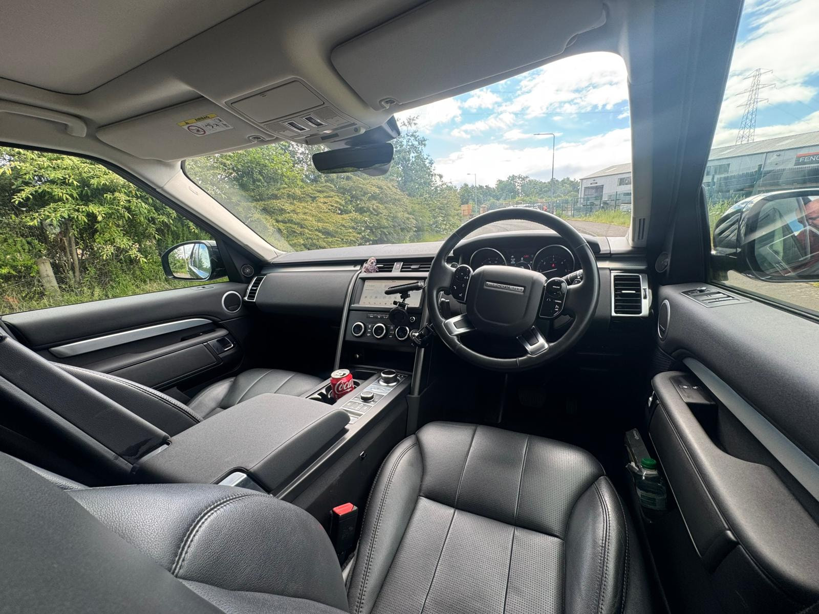Land Rover DISCOVERY 3.0 SD V6 Landmark Edition SUV 5dr Diesel Auto 4WD Euro 6 (s/s) (306 ps) 5dr Automatic 2026