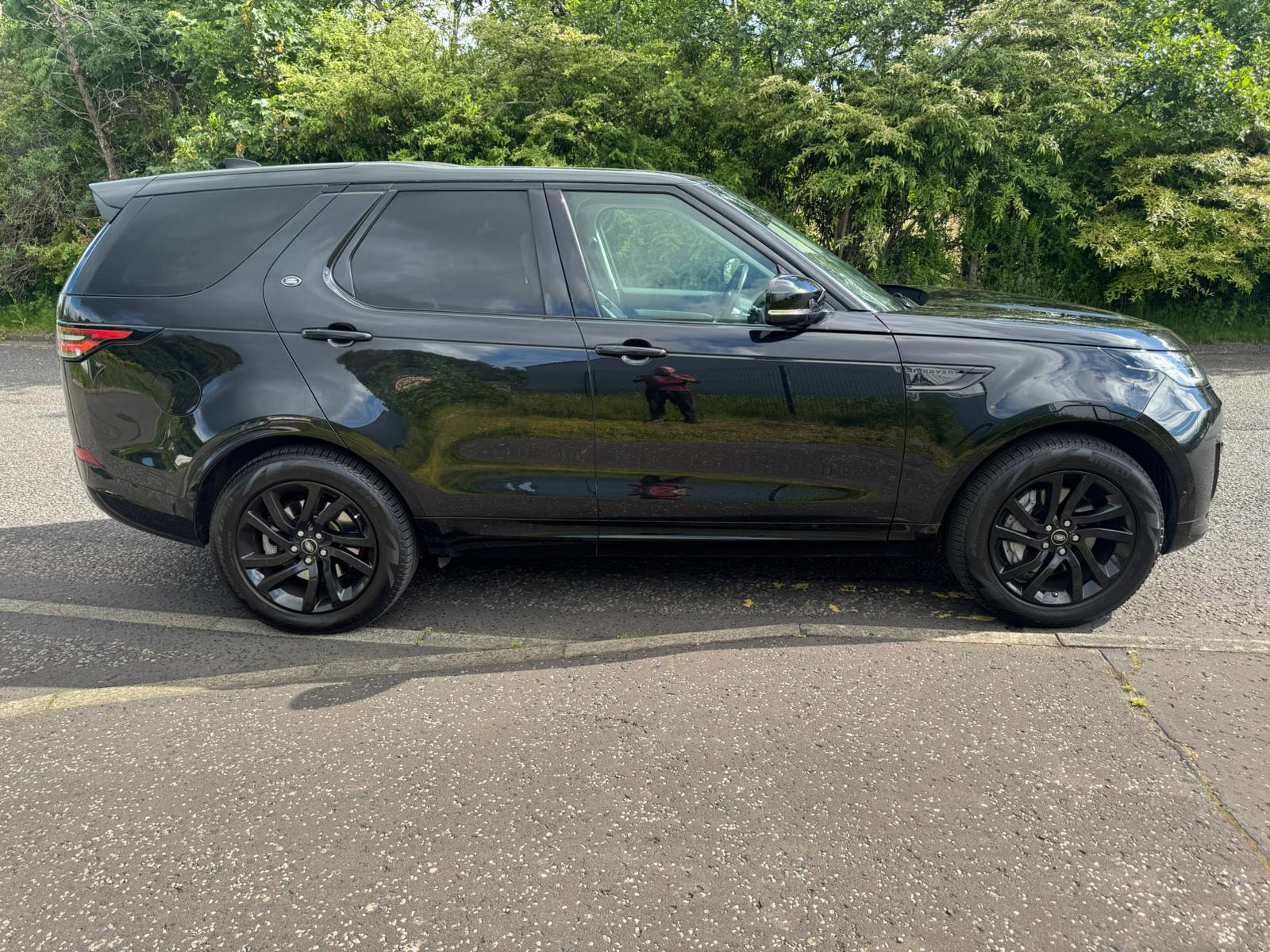 Land Rover DISCOVERY 3.0 SD V6 Landmark Edition SUV 5dr Diesel Auto 4WD Euro 6 (s/s) (306 ps) 5dr Automatic 2026