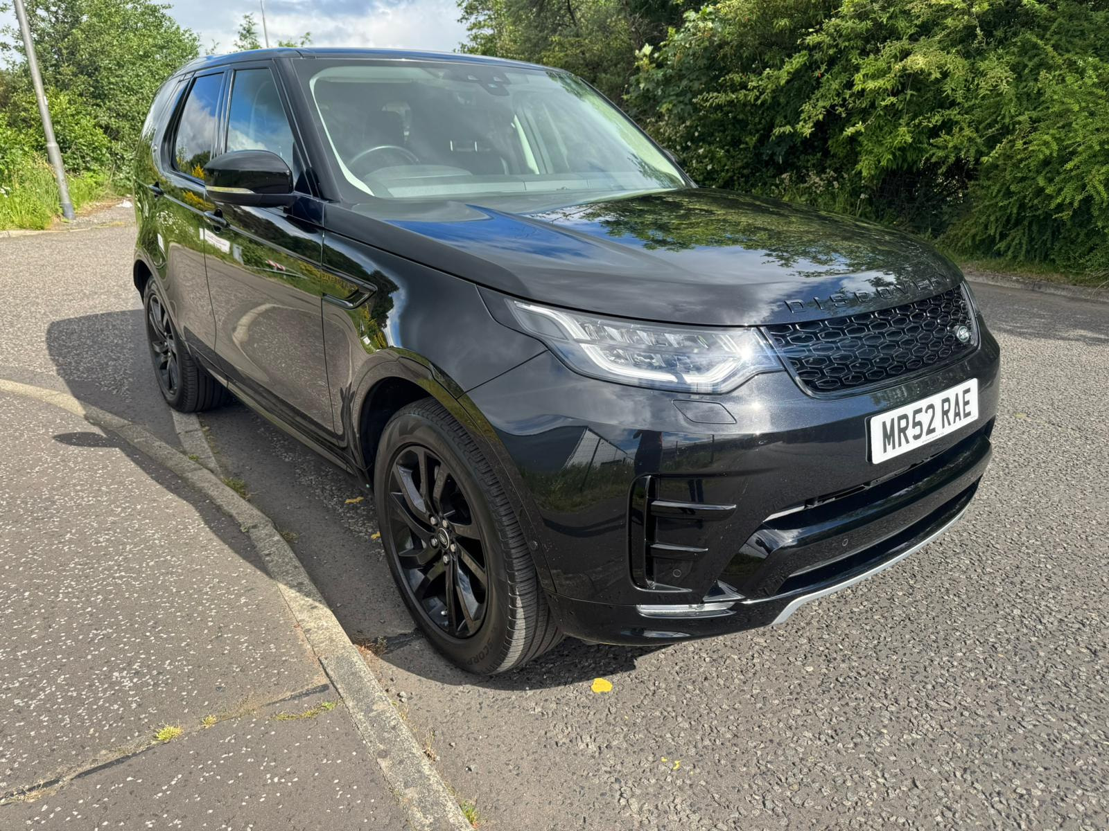 Land Rover DISCOVERY 3.0 SD V6 Landmark Edition SUV 5dr Diesel Auto 4WD Euro 6 (s/s) (306 ps) 5dr Automatic 2026