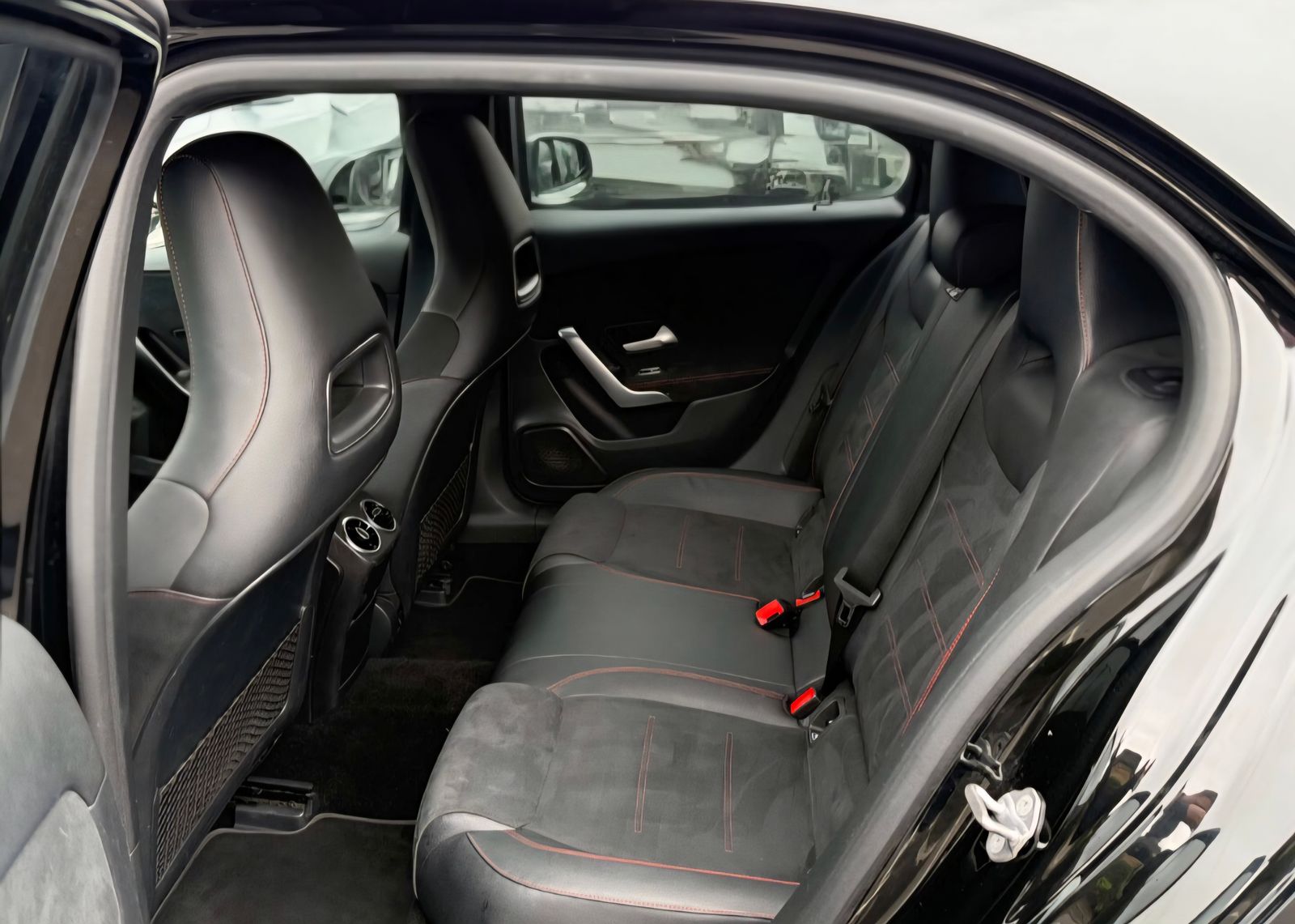 Mercedes-Benz A-CLASS 1.5L A 180 AMG Line D Auto Hatchback 5dr Diesel Automatic Euro 6 (114 bhp) 5dr Automatic 2026