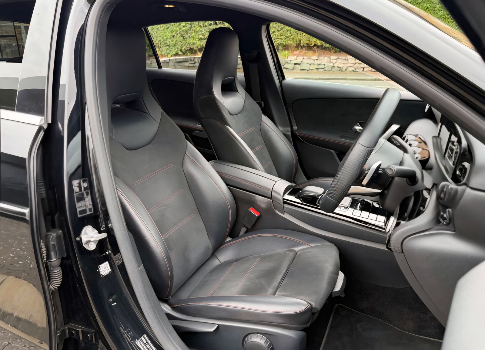 Mercedes-Benz A-CLASS 1.5L A 180 AMG Line D Auto Hatchback 5dr Diesel Automatic Euro 6 (114 bhp) 5dr Automatic 2026