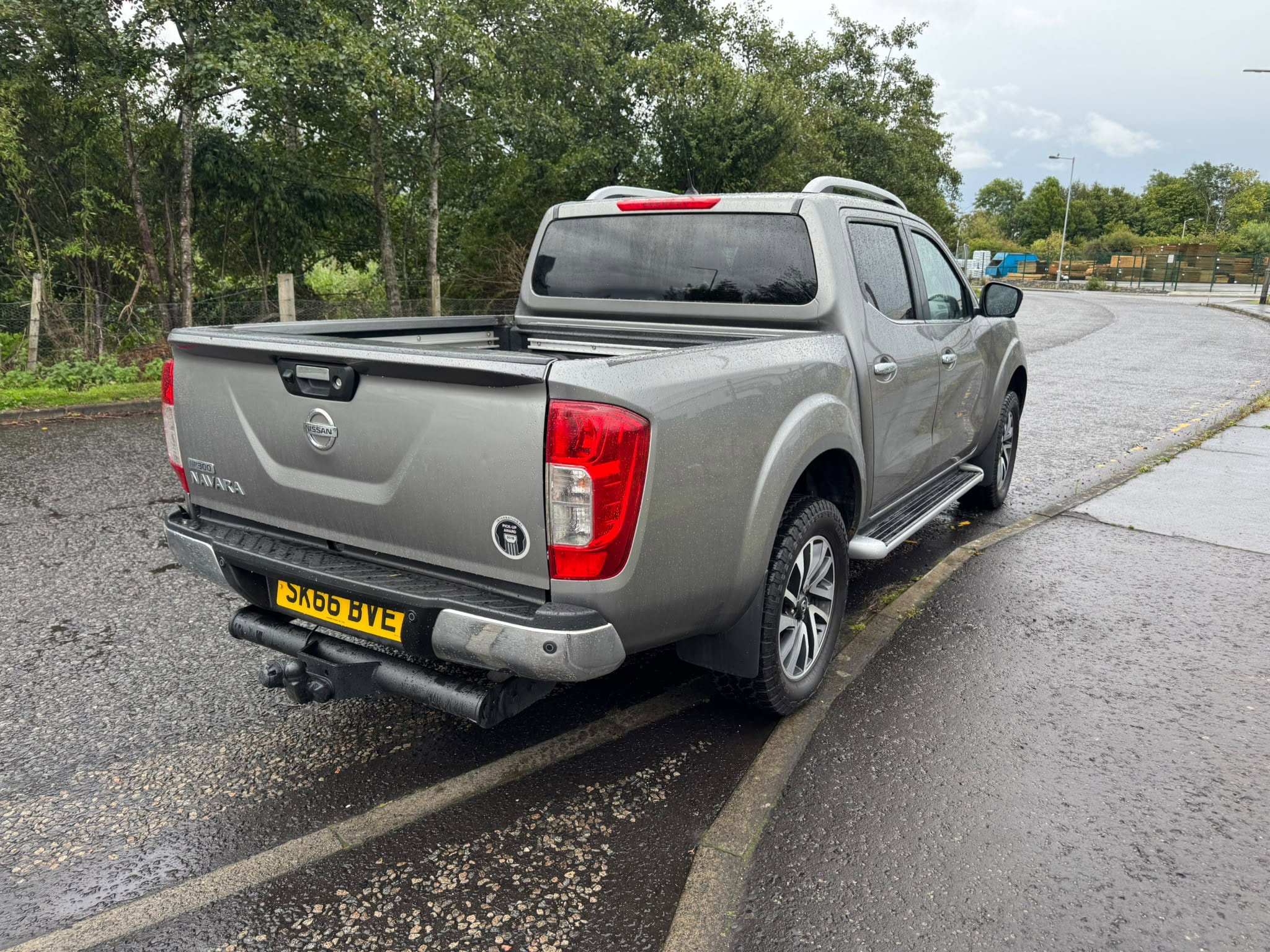 Nissan Navara 2.3 dCi Tekna Pickup Double Cab 4dr Diesel Auto 4WD Euro 5 (190 ps) 4dr Automatic 2026