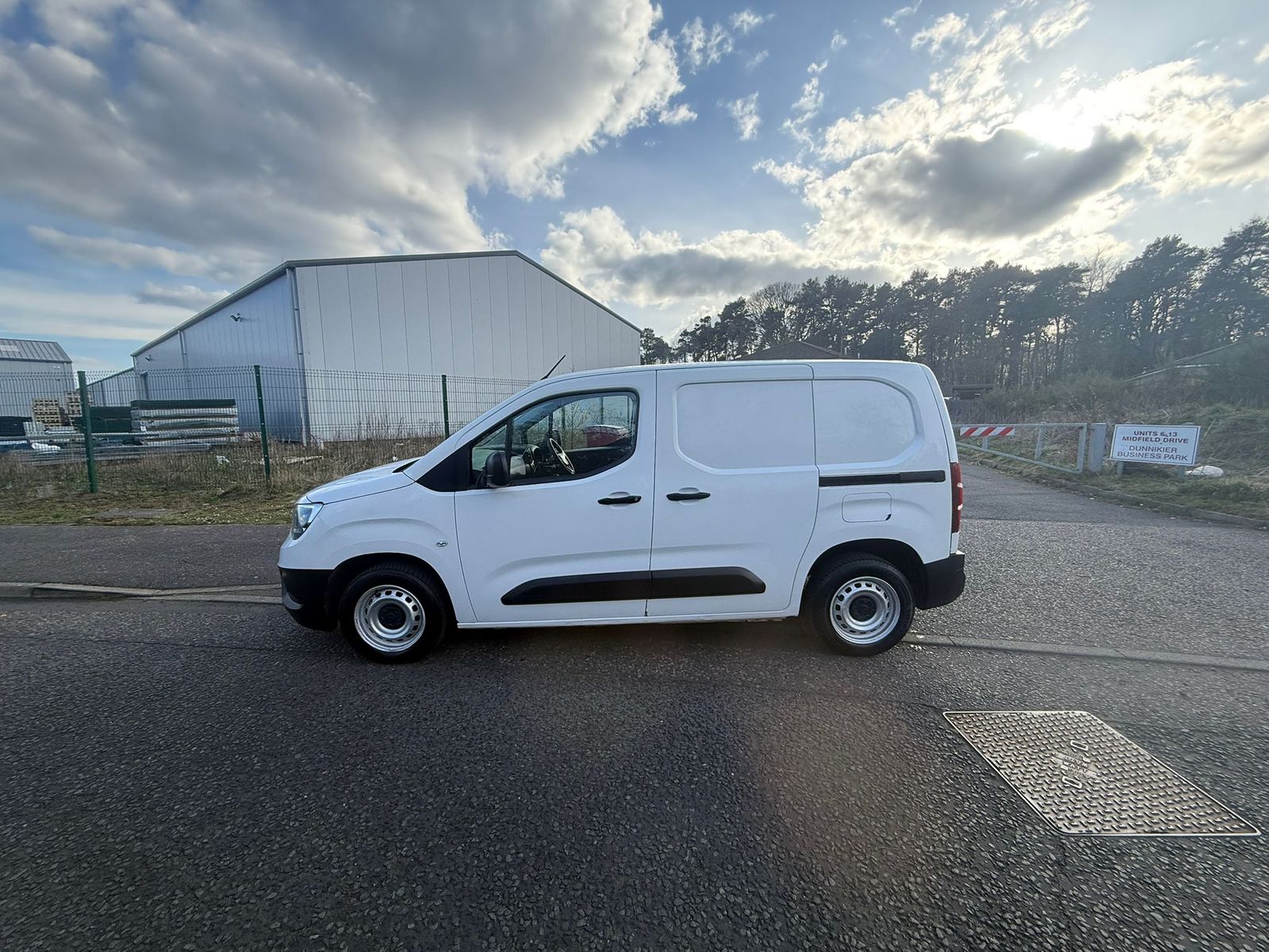 Vauxhall Combo 1.5 Turbo D 2000 Edition Panel Van 4dr Diesel Manual L1 H1 Euro 6 (s/s) (100 ps) 4dr Manual 2026