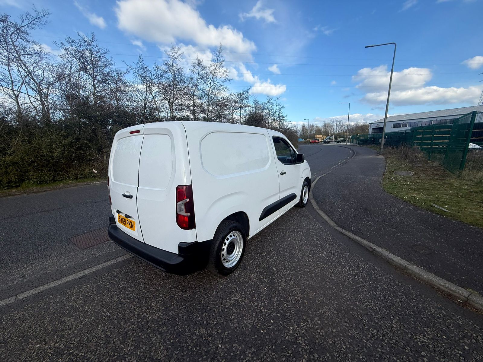 Vauxhall Combo 1.5 Turbo D 2000 Edition Panel Van 4dr Diesel Manual L1 H1 Euro 6 (s/s) (100 ps) 4dr Manual 2026
