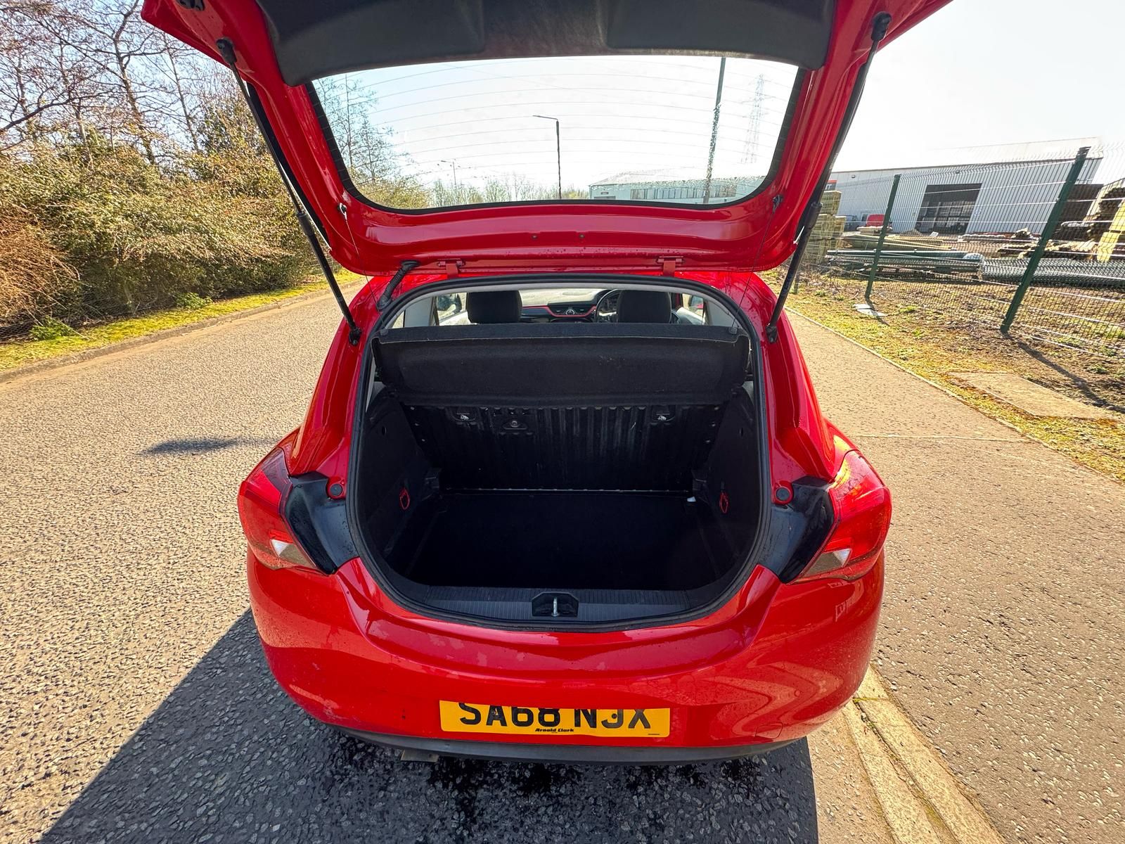 Vauxhall Corsa 1.4L SRI Nav Hatchback 3dr Petrol Manual Euro 6 (74 bhp) 3dr Manual 2026