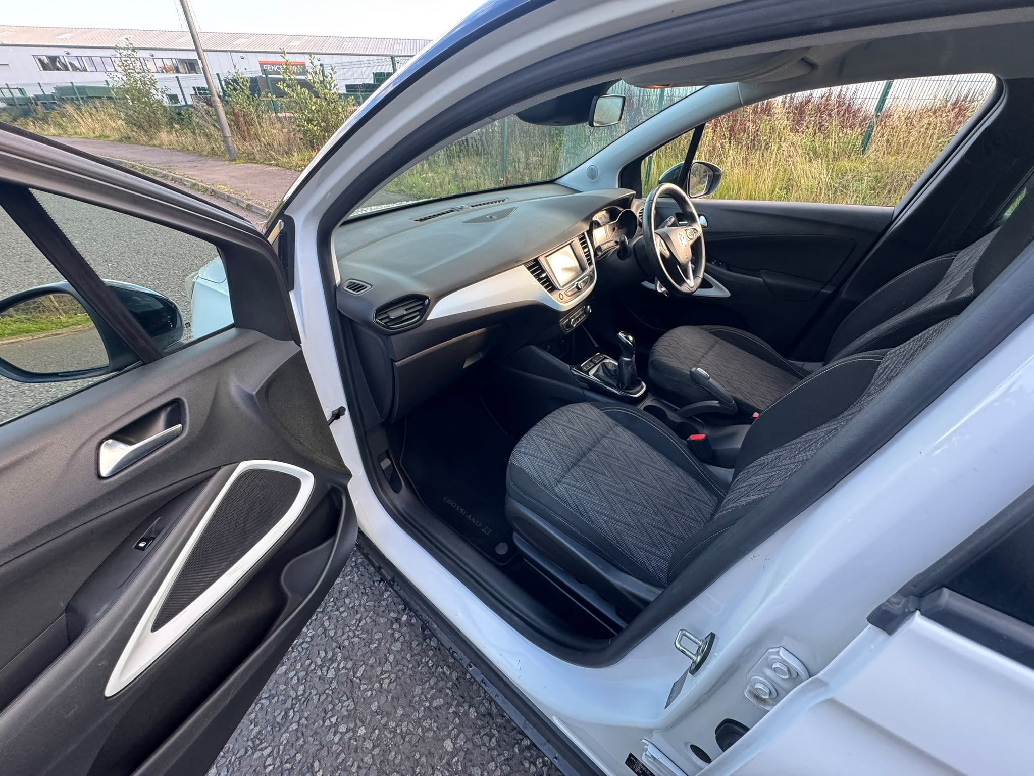 Vauxhall Crossland X 1.2 Griffin SUV 5dr Petrol Manual Euro 6 (s/s) (83 ps) 5dr Manual 2026