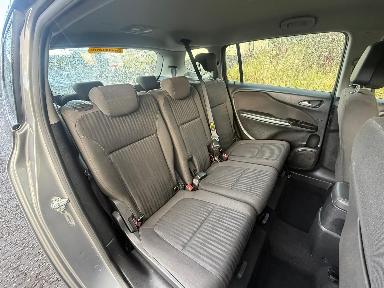 Vauxhall Zafira Tourer 1.4L Exclusive T MPV 5dr Petrol Manual Euro 6 (138 bhp) 5dr Manual 2026