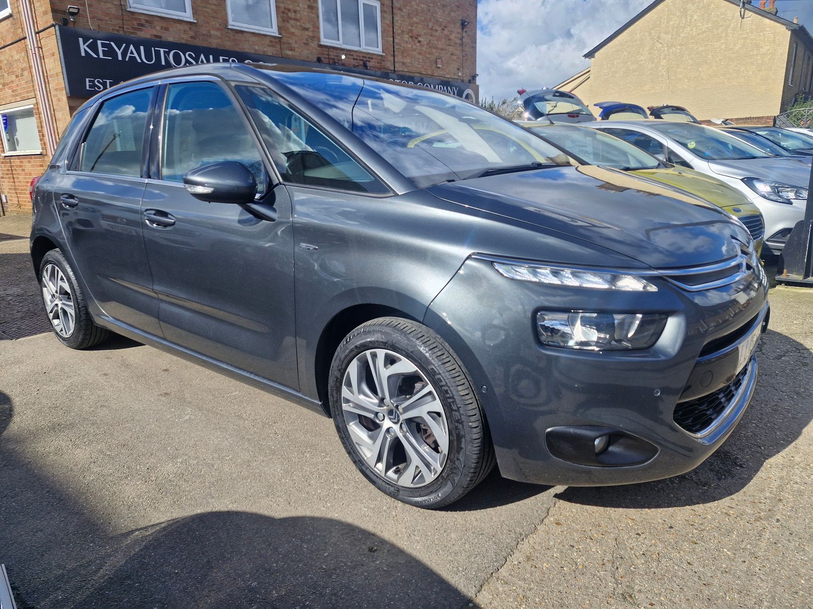 Citroen C4 Picasso 1.6 BlueHDi Exclusive MPV 5dr Diesel EAT6 Euro 6 (s/s) (120 ps) 5dr Automatic 2026