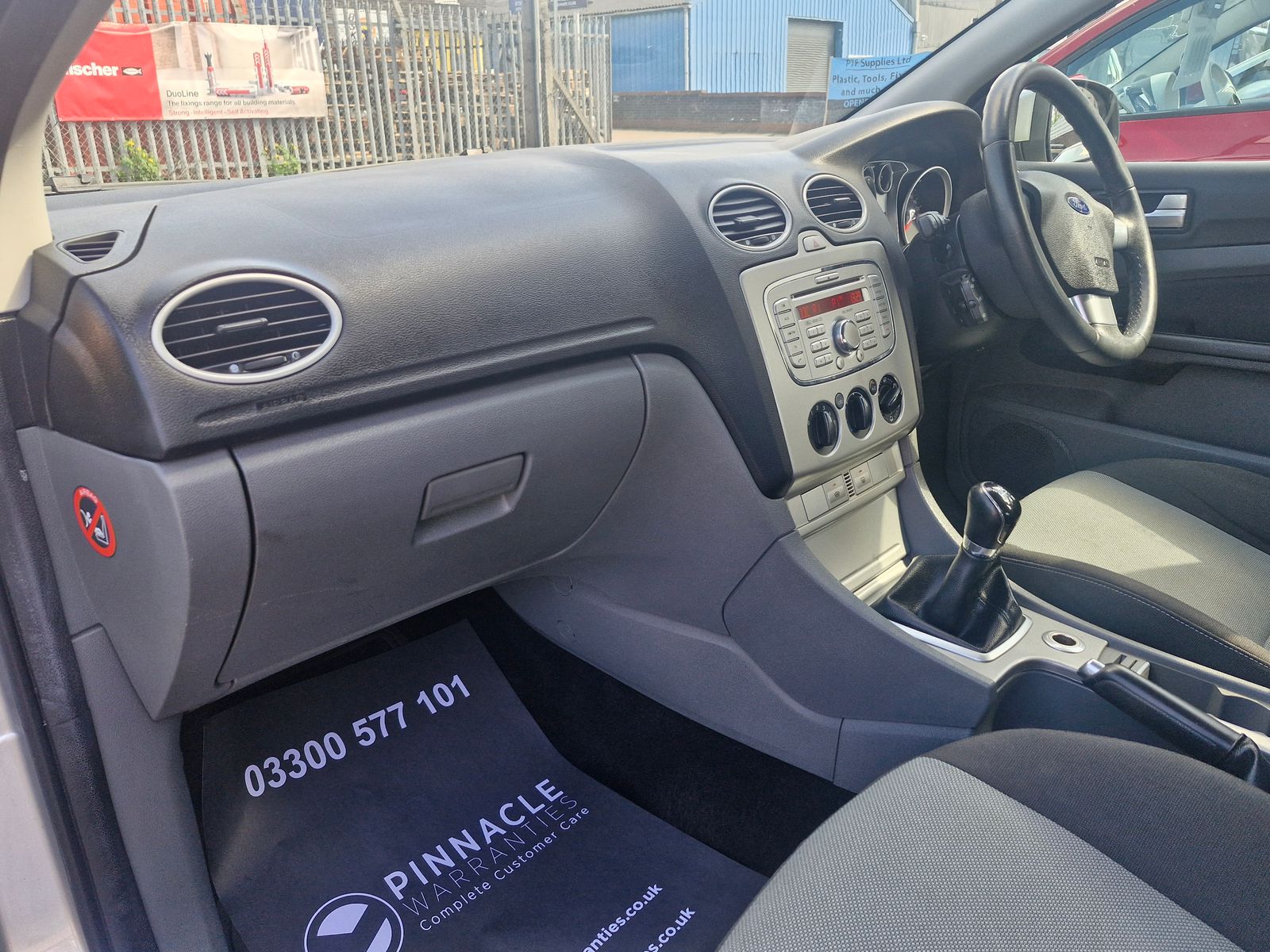 Ford Focus 1.6 Zetec Hatchback 5dr Petrol Manual (161 g/km, 99 bhp) 5dr Manual 2026