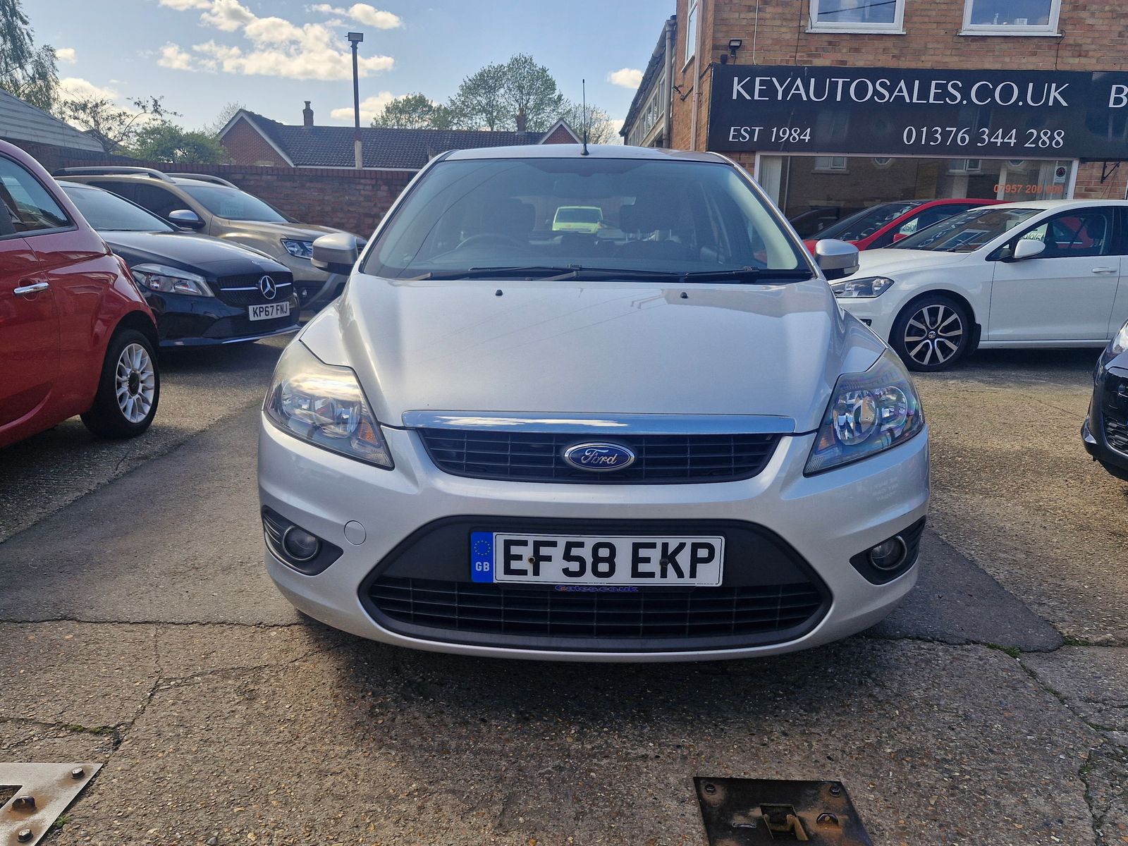 Ford Focus 1.6 Zetec Hatchback 5dr Petrol Manual (161 g/km, 99 bhp) 5dr Manual 2026