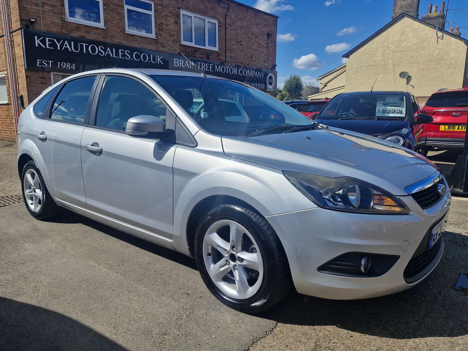 Ford Focus 1.6 Zetec Hatchback 5dr Petrol Manual (161 g/km, 99 bhp) 5dr Manual 2026