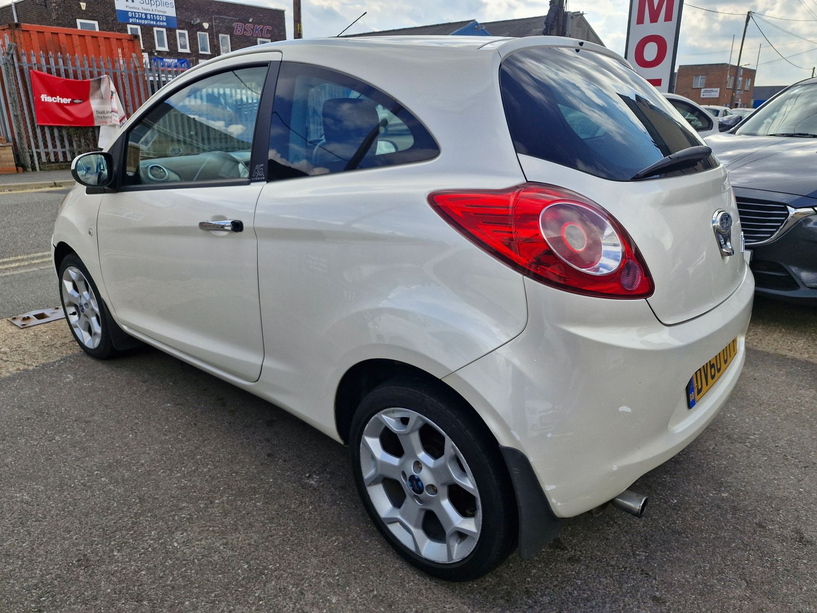 Ford Ka 1.2 Titanium Hatchback 3dr Petrol Manual Euro 4 (69 ps) 3dr Manual 2026