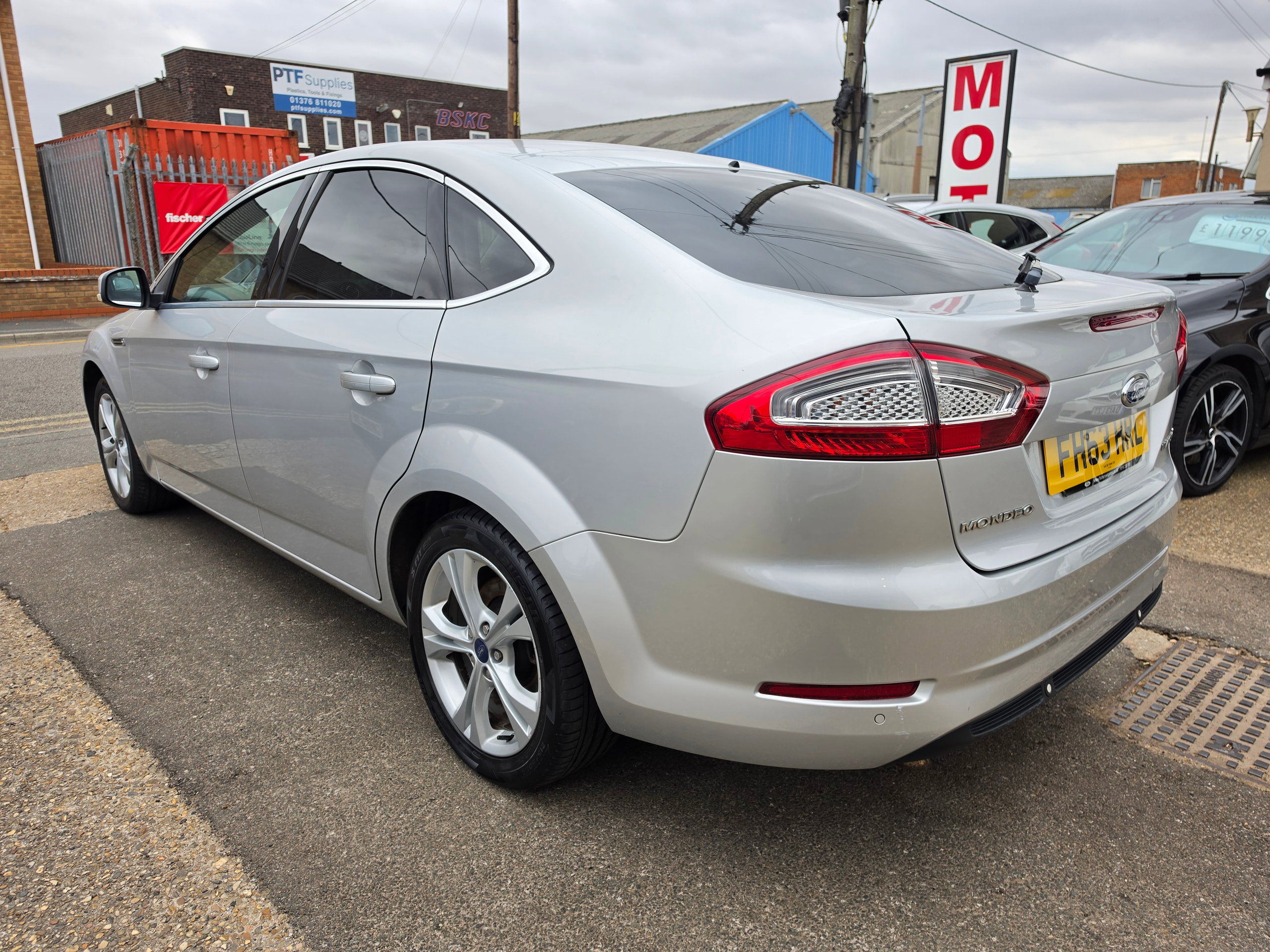 Ford Mondeo 2.0 TDCi Titanium X Business Edition Hatchback 5dr Diesel Powershift Euro 5 (140 ps) 5dr Automatic 2026