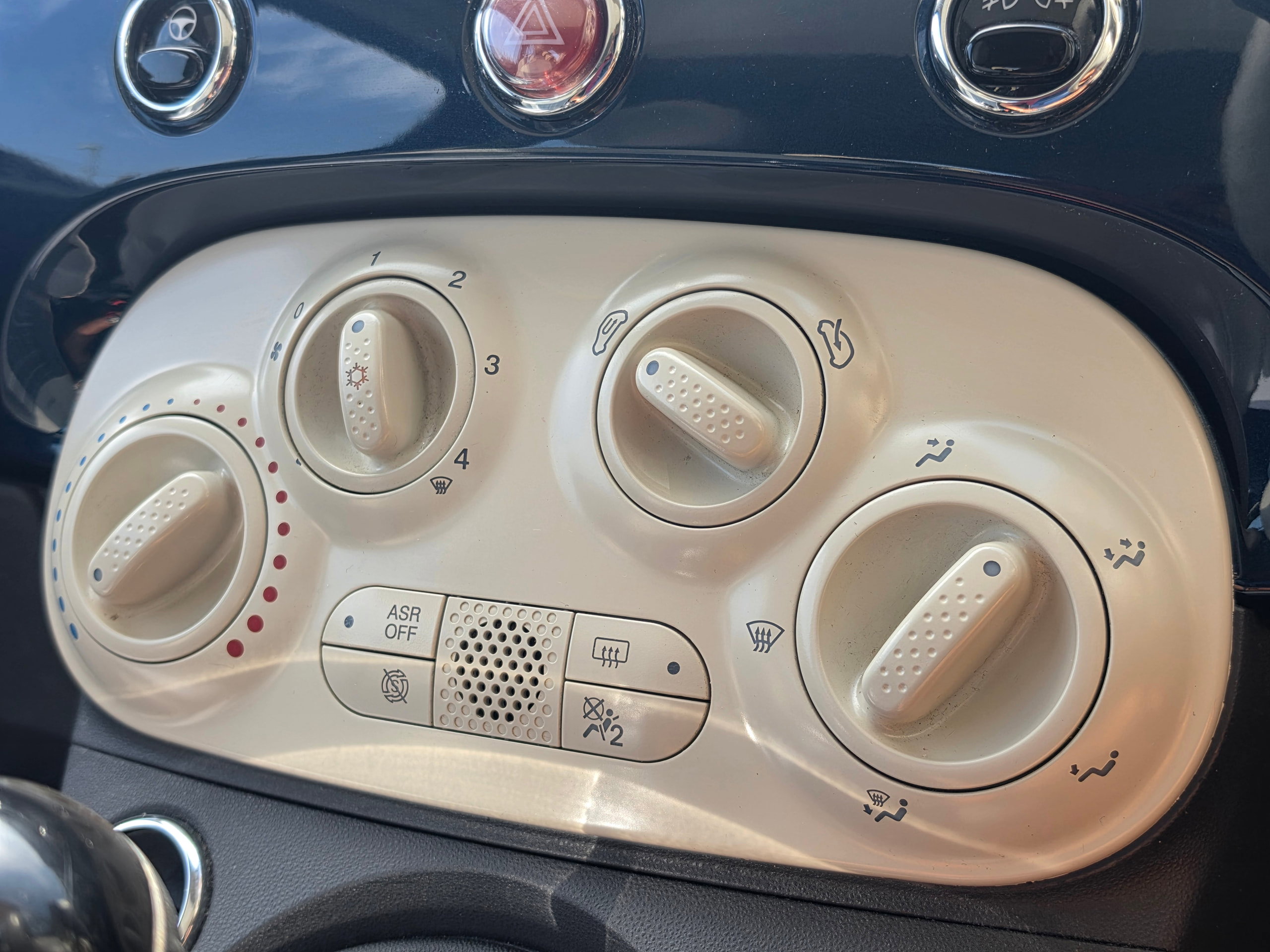 Fiat 500 1.2 Lounge Hatchback 3dr Petrol Manual Euro 6 (s/s) (69 bhp) 3dr Manual 2026
