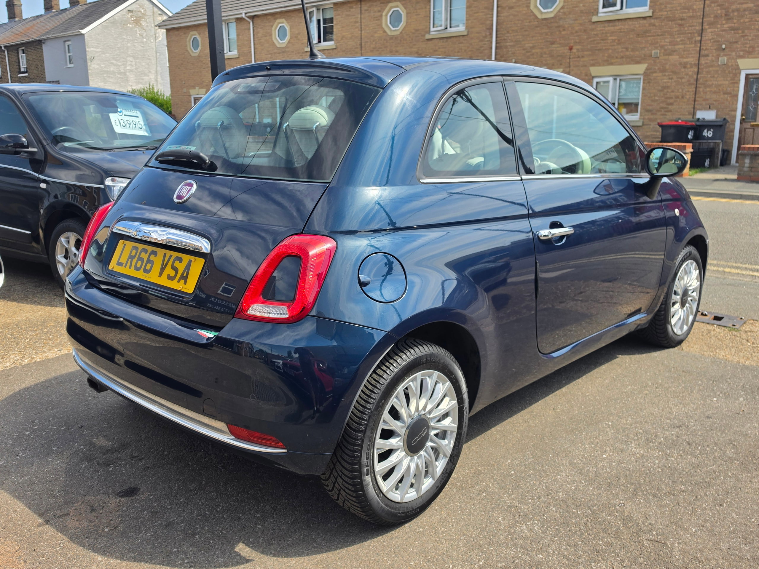 Fiat 500 1.2 Lounge Hatchback 3dr Petrol Manual Euro 6 (s/s) (69 bhp) 3dr Manual 2026