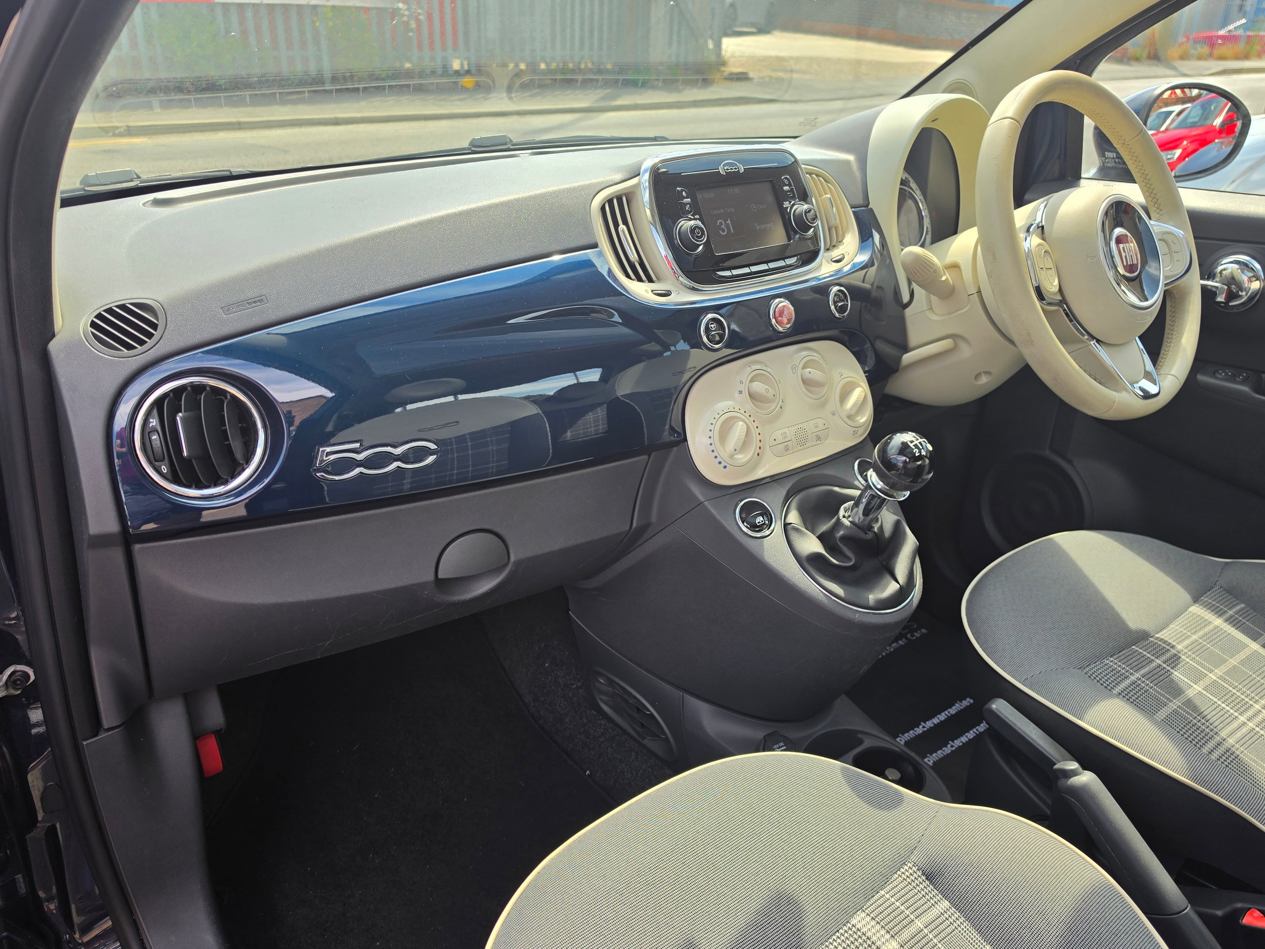 Fiat 500 1.2 Lounge Hatchback 3dr Petrol Manual Euro 6 (s/s) (69 bhp) 3dr Manual 2026