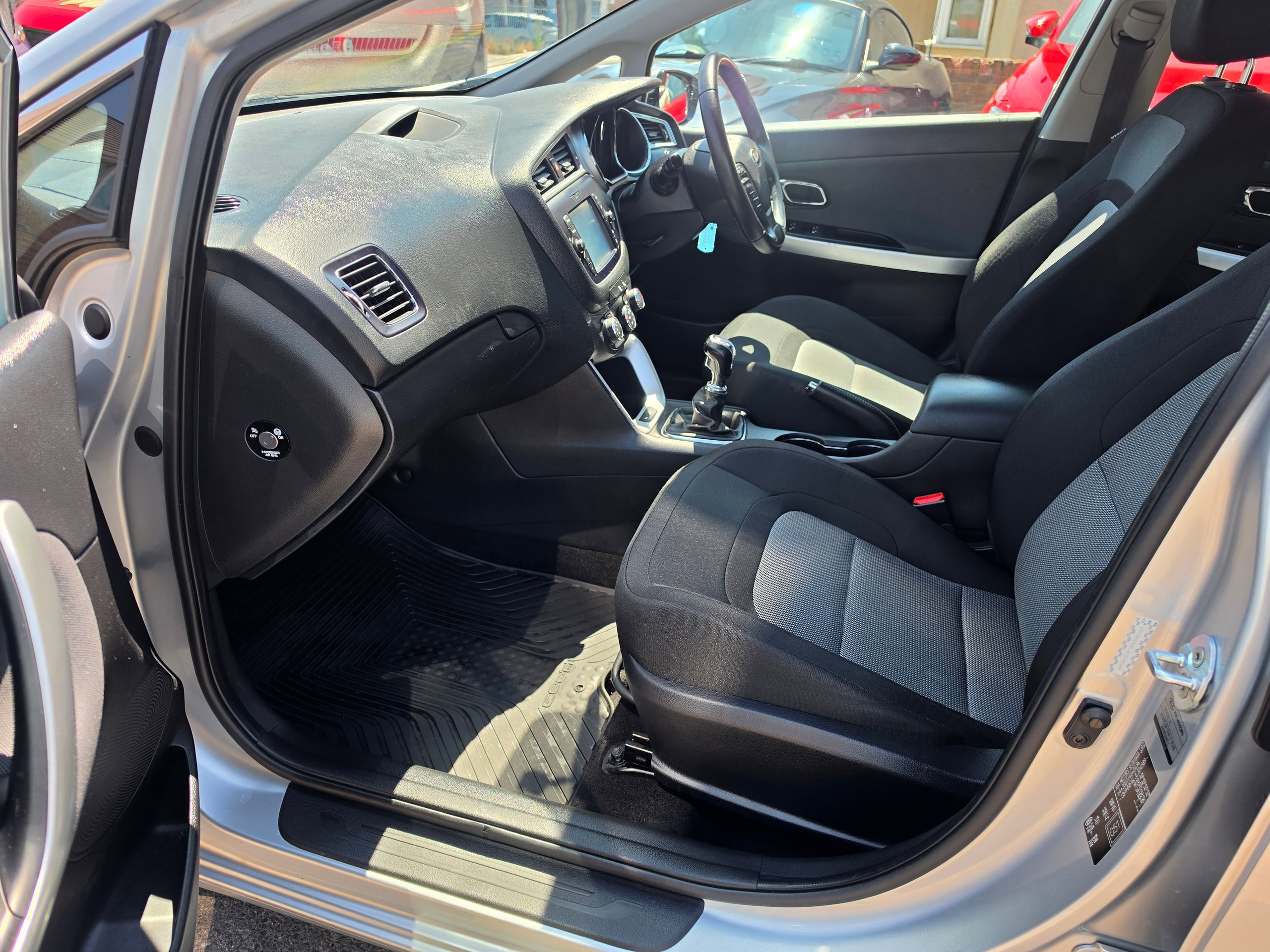 Kia Ceed 1.6 CRDi 2 Hatchback 5dr Diesel Manual Euro 6 (s/s) (134 bhp) 5dr Manual 2026