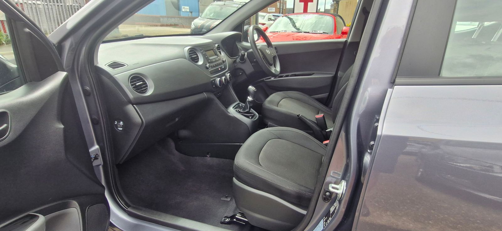 Hyundai I10 1.0 SE Hatchback 5dr Petrol Manual Euro 6 (66 ps) 5dr Manual 2026