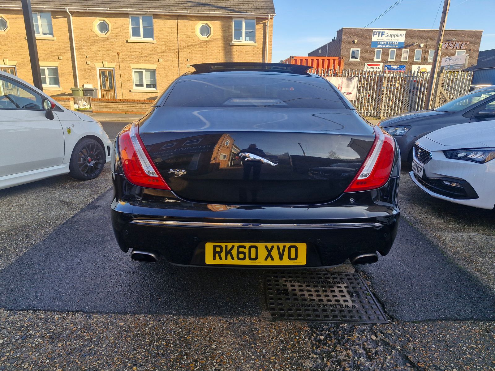 Jaguar XJ 3.0d V6 Luxury Saloon 4dr Diesel Auto Euro 5 (275 ps) 4dr Automatic 2026