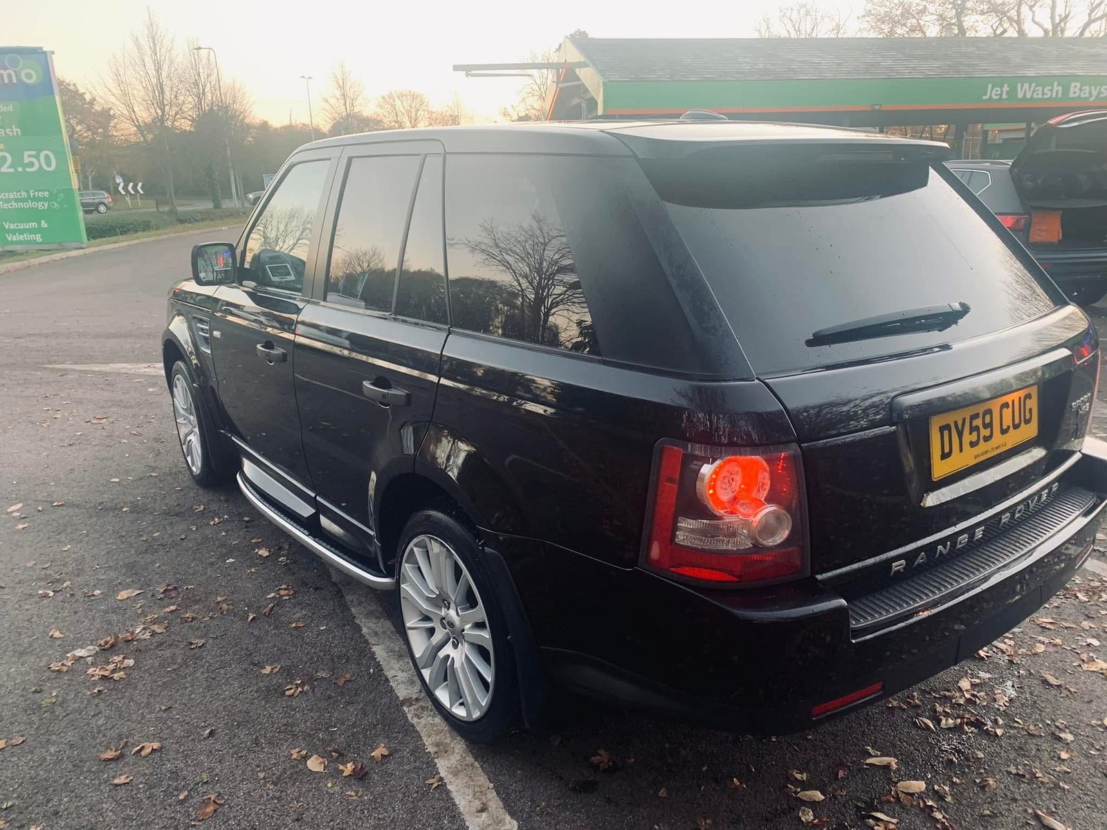 Land Rover Range Rover Sport 3.0 TD V6 HSE SUV 5dr Diesel CommandShift 4WD Euro 4 (245 ps) 5dr Automatic 2026