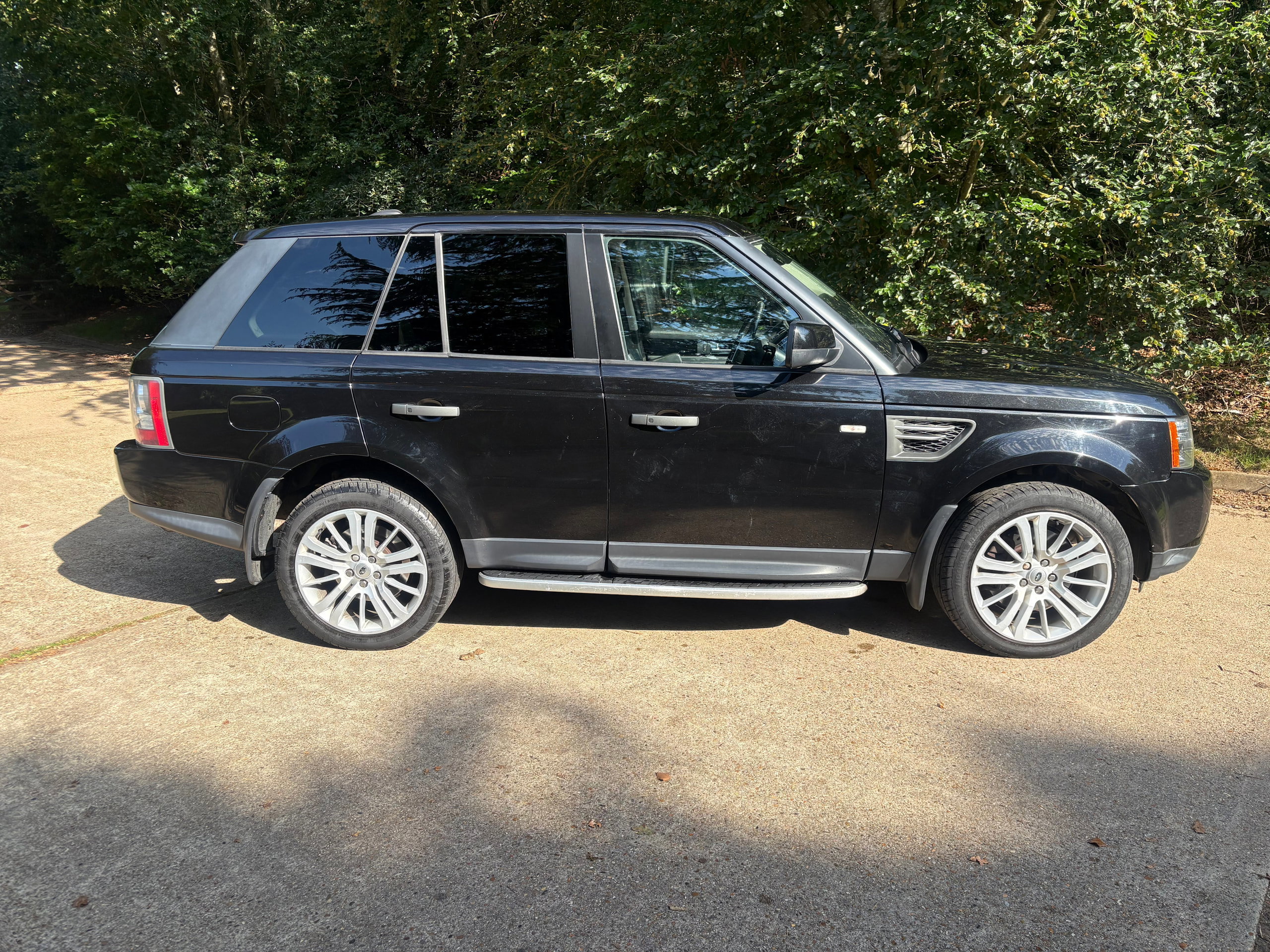 Land Rover Range Rover Sport 3.0 TD V6 HSE SUV 5dr Diesel CommandShift 4WD Euro 4 (245 ps) 5dr Automatic 2026