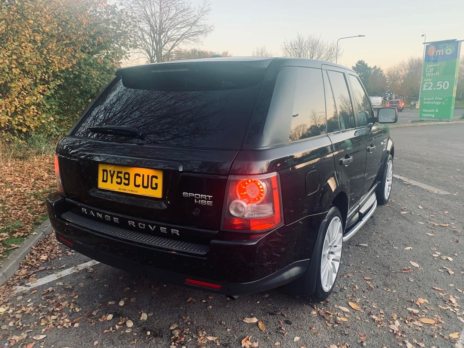 Land Rover Range Rover Sport 3.0 TD V6 HSE SUV 5dr Diesel CommandShift 4WD Euro 4 (245 ps) 5dr Automatic 2026