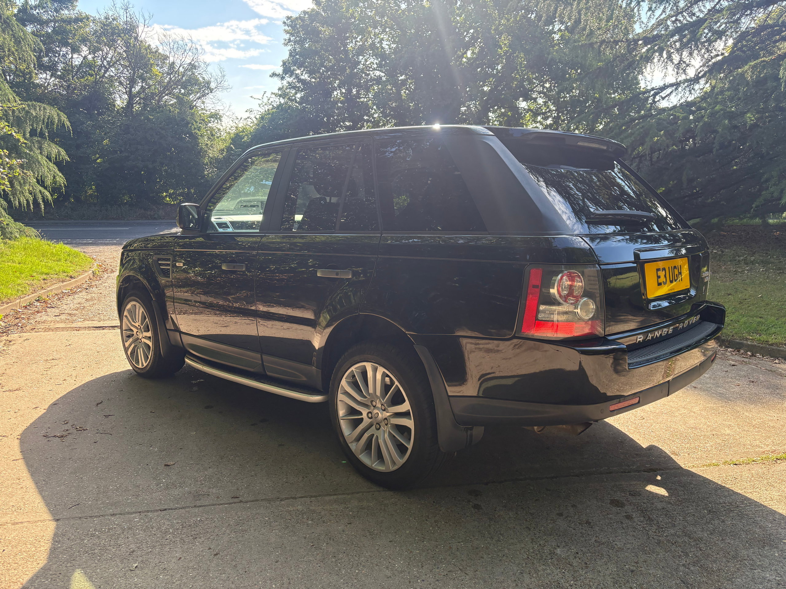 Land Rover Range Rover Sport 3.0 TD V6 HSE SUV 5dr Diesel CommandShift 4WD Euro 4 (245 ps) 5dr Automatic 2026