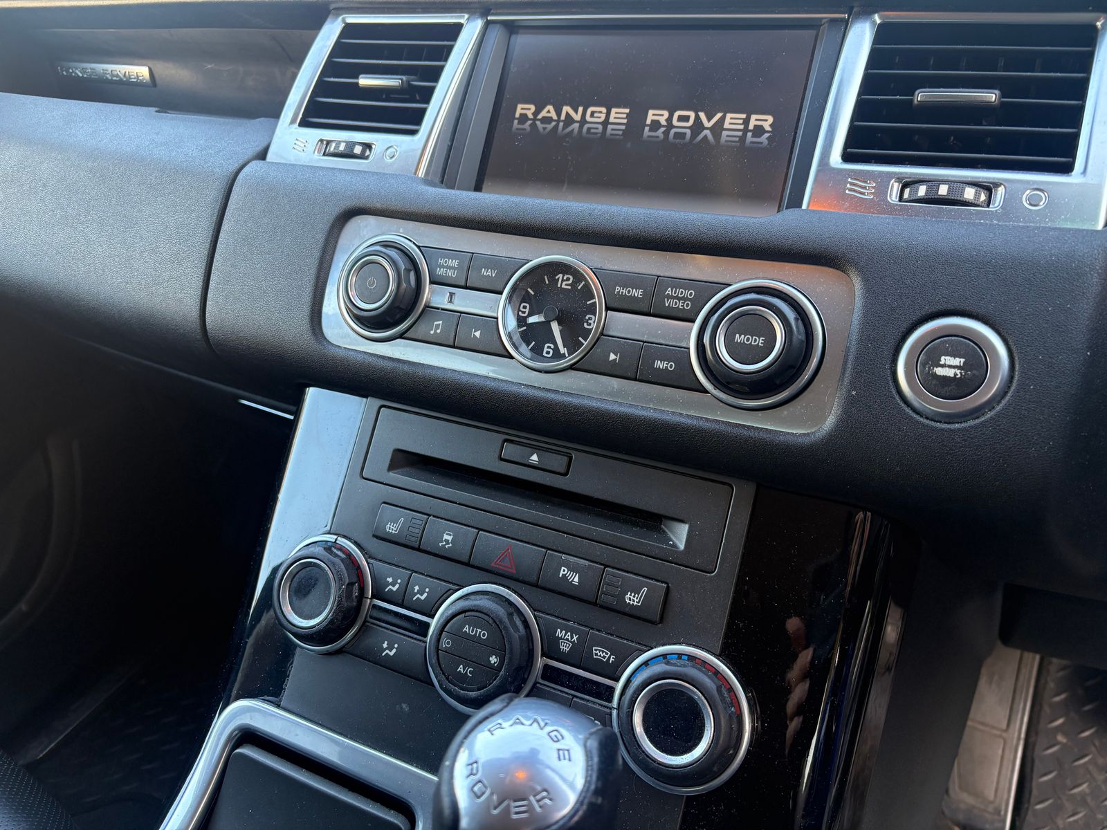 Land Rover Range Rover Sport 3.0 TD V6 HSE SUV 5dr Diesel CommandShift 4WD Euro 4 (245 ps) 5dr Automatic 2026